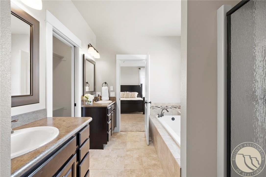 Billings, Montana, 59105, United States, 5 Bedrooms Bedrooms, ,3 BathroomsBathrooms,Residential,For Sale,1910602
