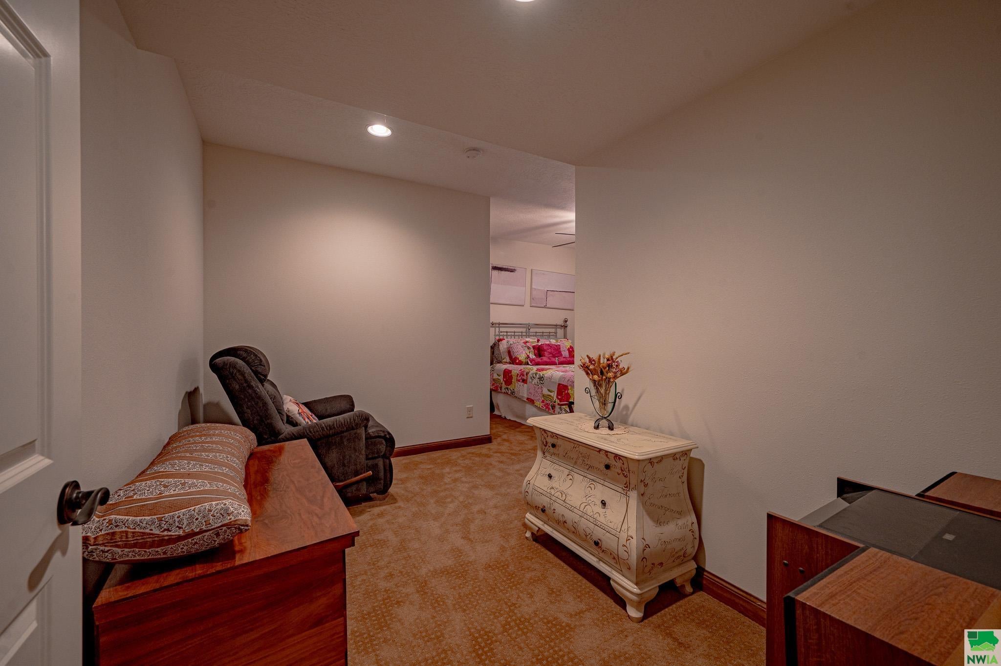 South Sioux City, Nebraska, 68776, United States, 4 Bedrooms Bedrooms, ,3 BathroomsBathrooms,Residential,For Sale,1973748