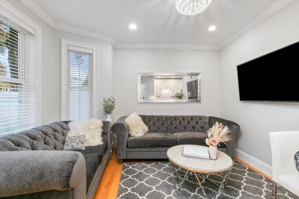 Danvers, Massachusetts, 01923, United States, 2 Bedrooms Bedrooms, ,3 BathroomsBathrooms,Residential,For Sale,1994668