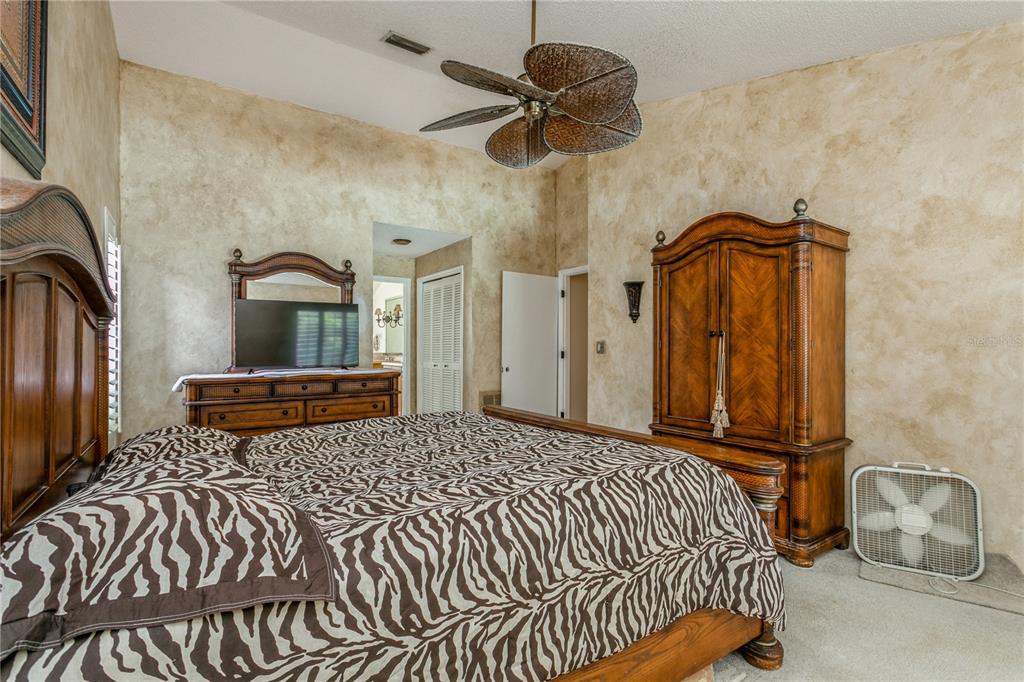 Palm Harbor, Florida, 34684, United States, 4 Bedrooms Bedrooms, ,3 BathroomsBathrooms,Residential,For Sale,1874048