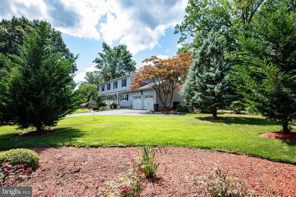 Hightstown, New Jersey, 08520, United States, 5 Bedrooms Bedrooms, ,4 BathroomsBathrooms,Residential,For Sale,1928581