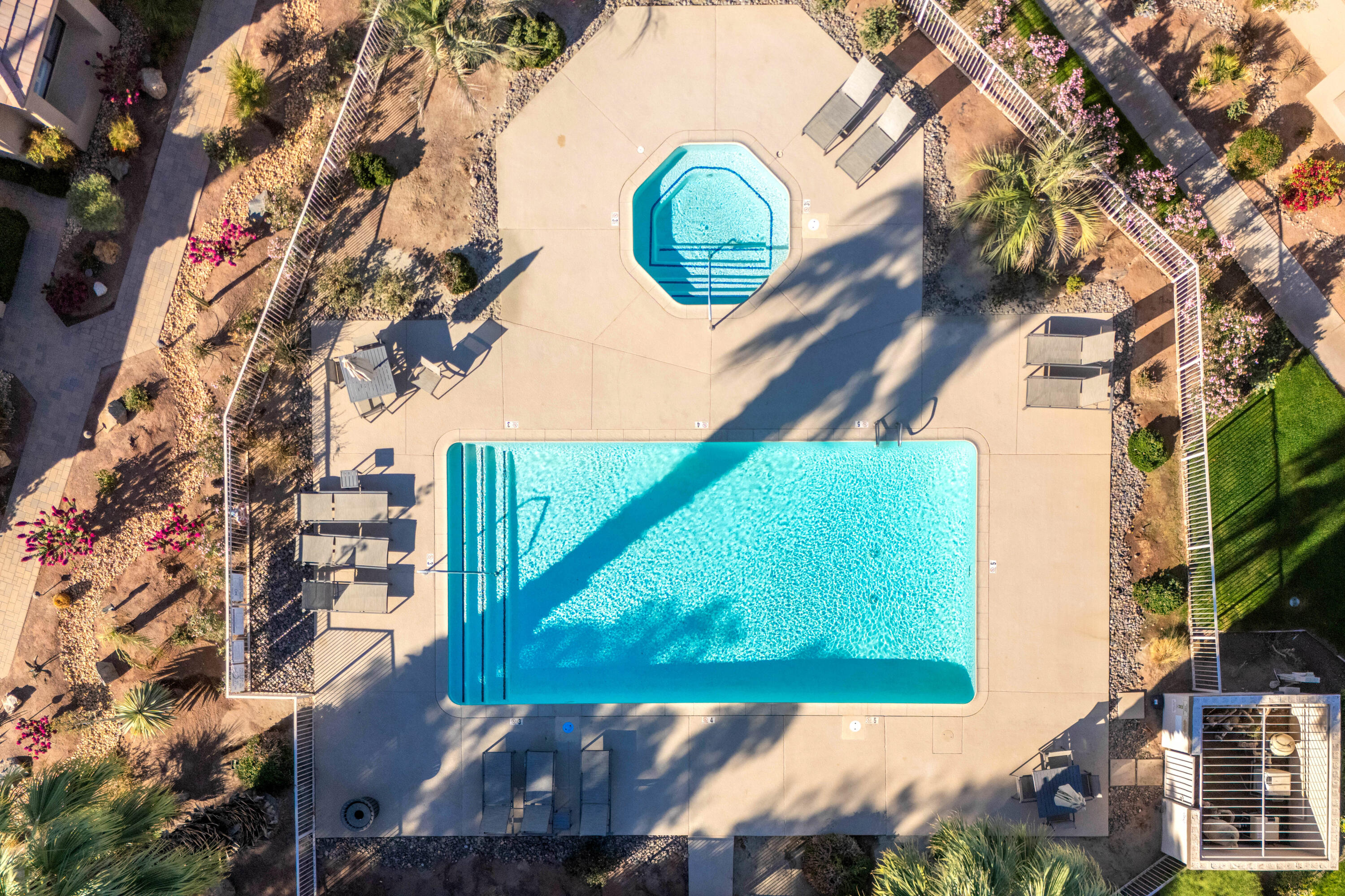 Palm Desert, California, 92211, United States, 3 Bedrooms Bedrooms, ,2 BathroomsBathrooms,Residential,For Sale,1986509