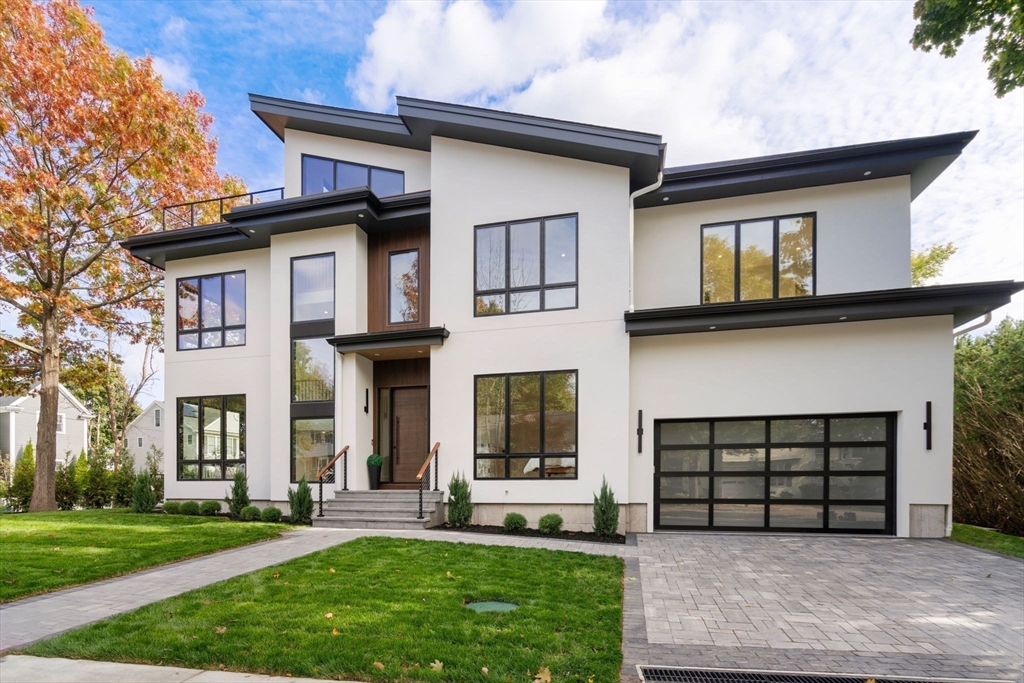 Newton, Massachusetts, 02465, United States, 6 Bedrooms Bedrooms, ,7 BathroomsBathrooms,Residential,For Sale,1730444