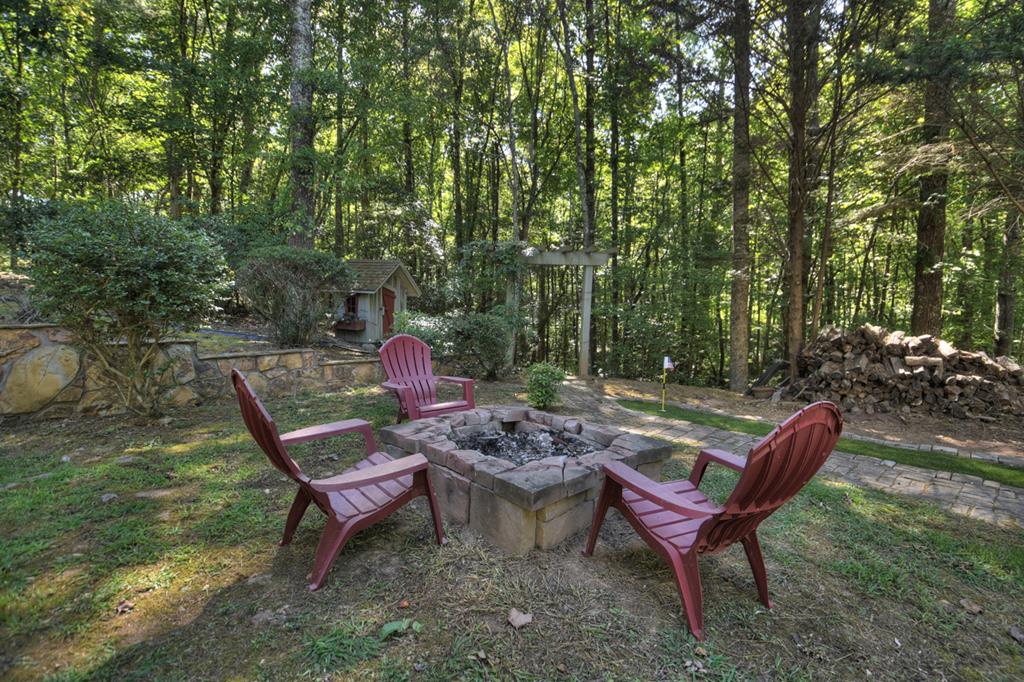 Blue Ridge, Georgia, 30513, United States, 3 Bedrooms Bedrooms, ,4 BathroomsBathrooms,Residential,For Sale,1858948