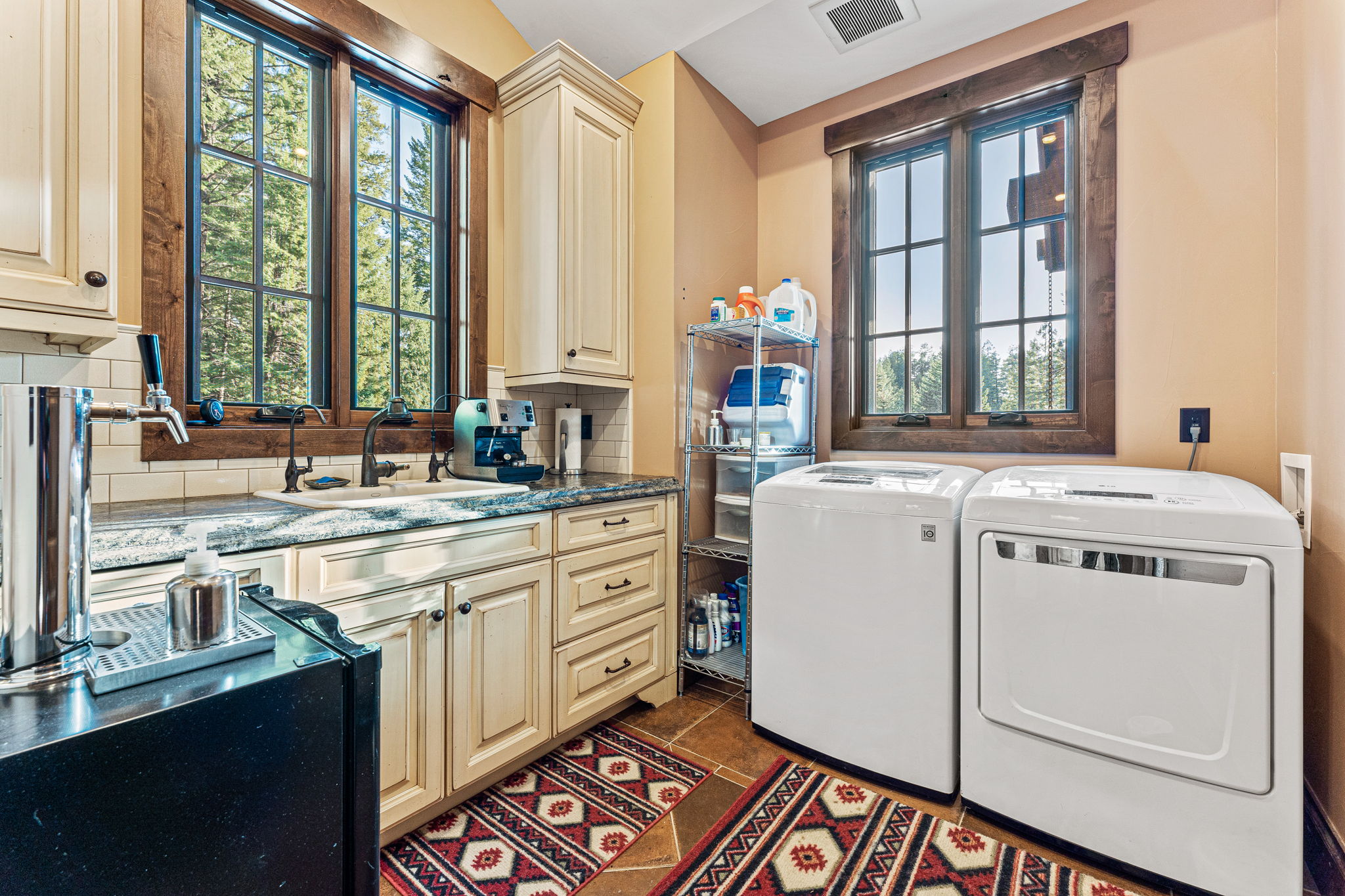  Impressive Mountain Retreat Nestled in the Exclusive Enclave of West Ranch - 物件實景