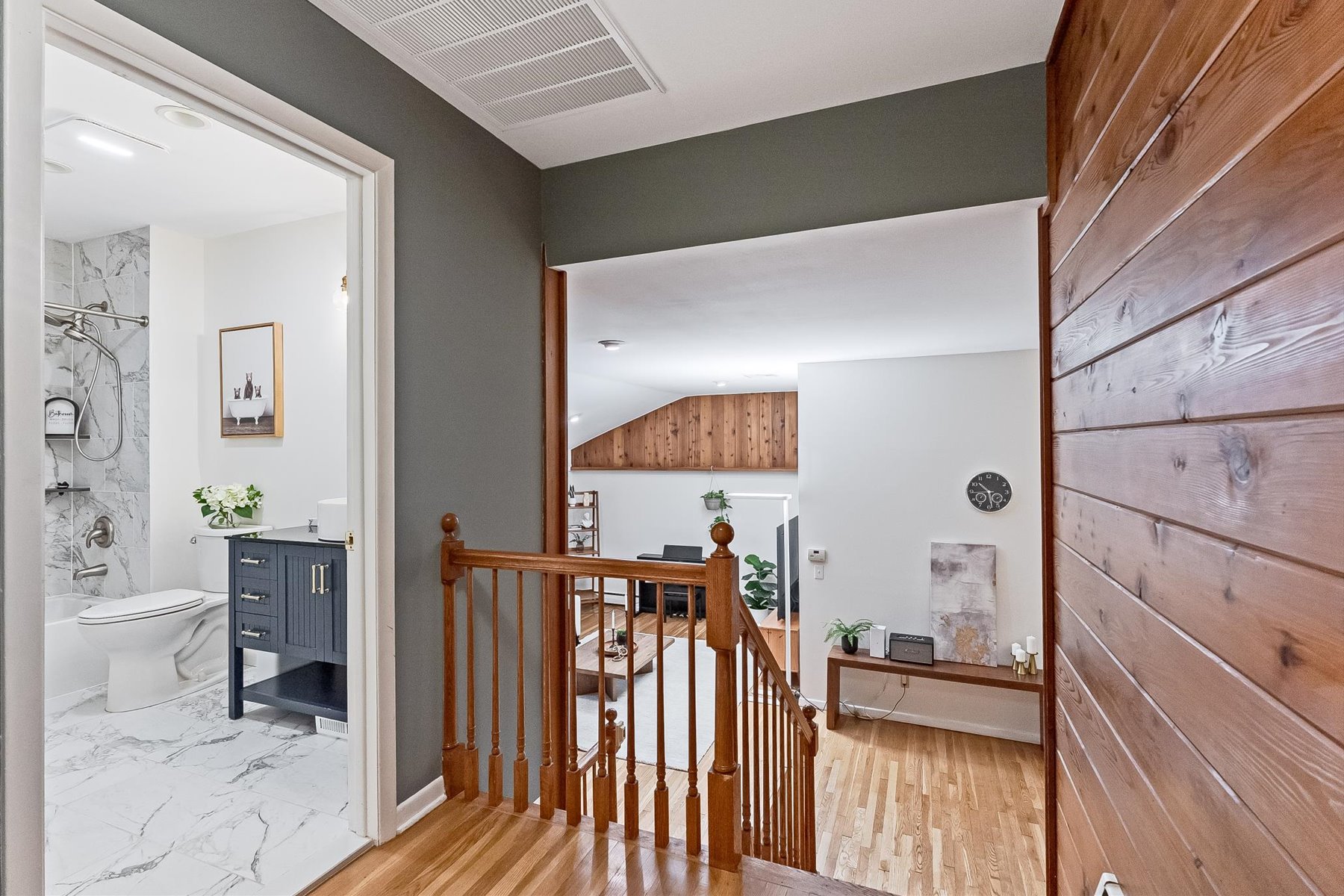  Modern Comforts - Inviting Living Spaces - Prime Location - 物件實景