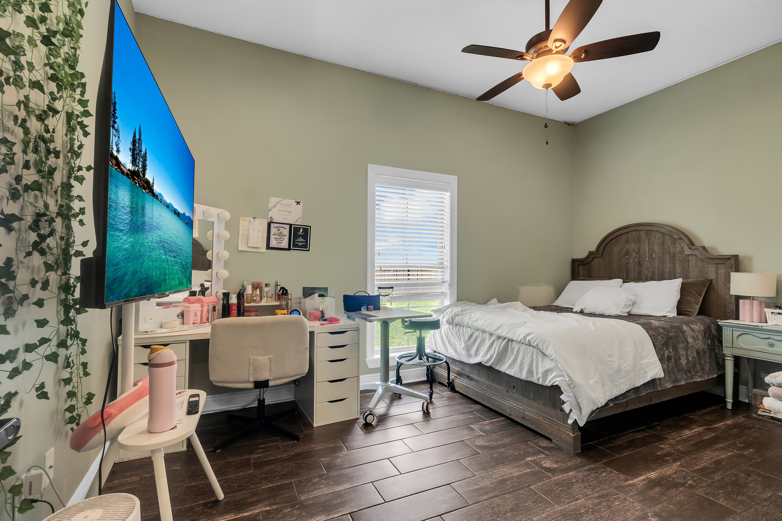 Iowa, Louisiana, 70647, United States, 4 Bedrooms Bedrooms, ,4 BathroomsBathrooms,Residential,For Sale,1981878