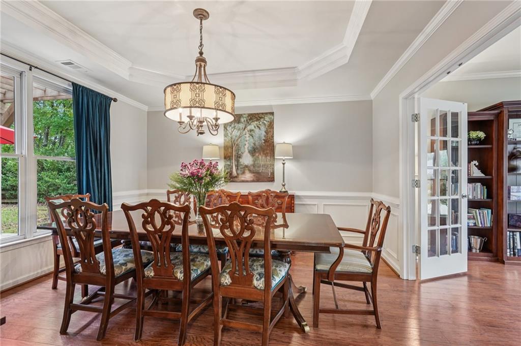 Suwanee, Georgia, 30024, United States, 4 Bedrooms Bedrooms, ,3 BathroomsBathrooms,Residential,For Sale,1974412