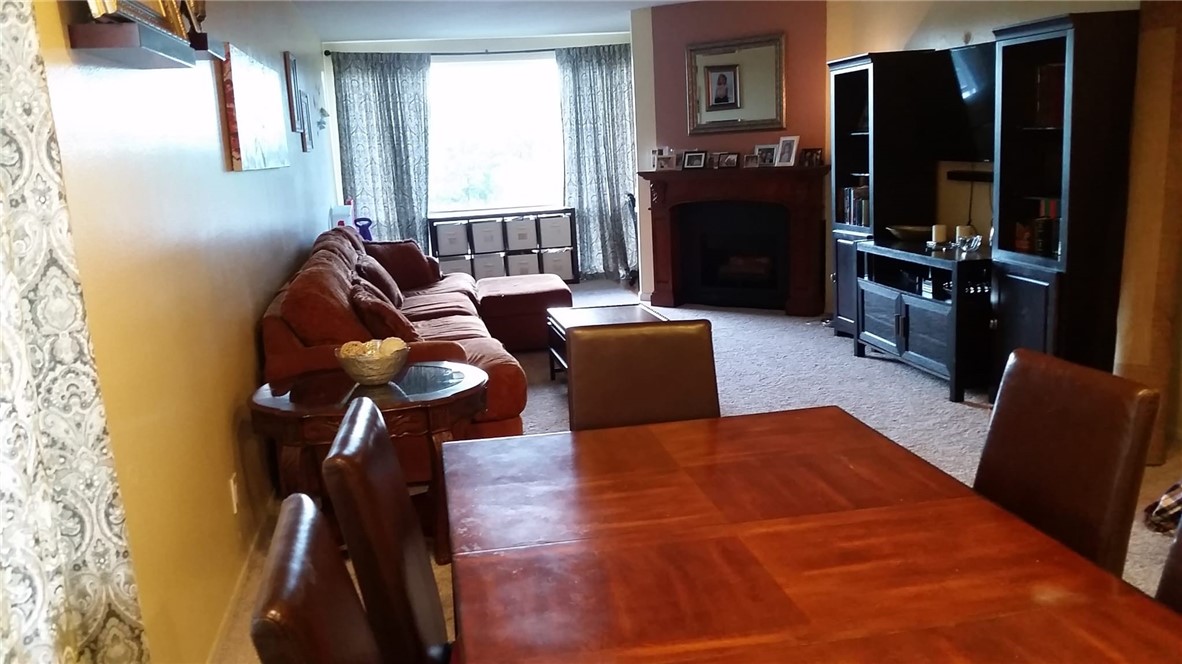 Valley Village, California, 91607, United States, 2 Bedrooms Bedrooms, ,2 BathroomsBathrooms,Residential,For Sale,1752773