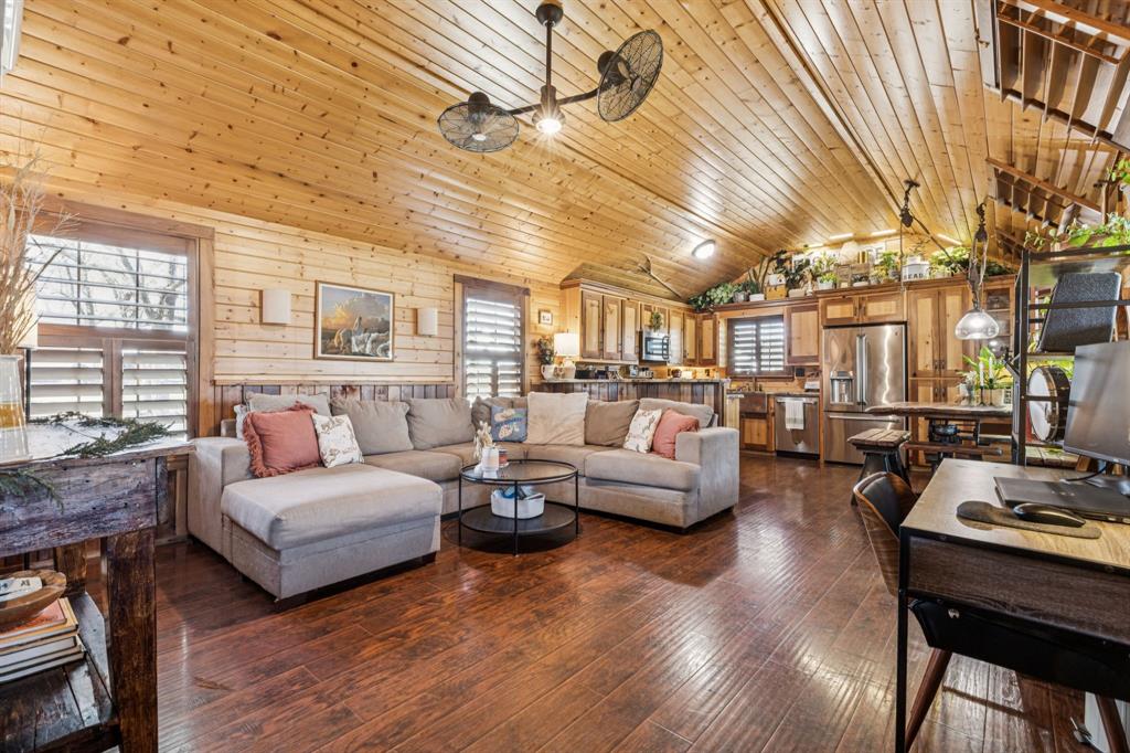 Celina, Texas, 75009, United States, 3 Bedrooms Bedrooms, ,4 BathroomsBathrooms,Residential,For Sale,1999614