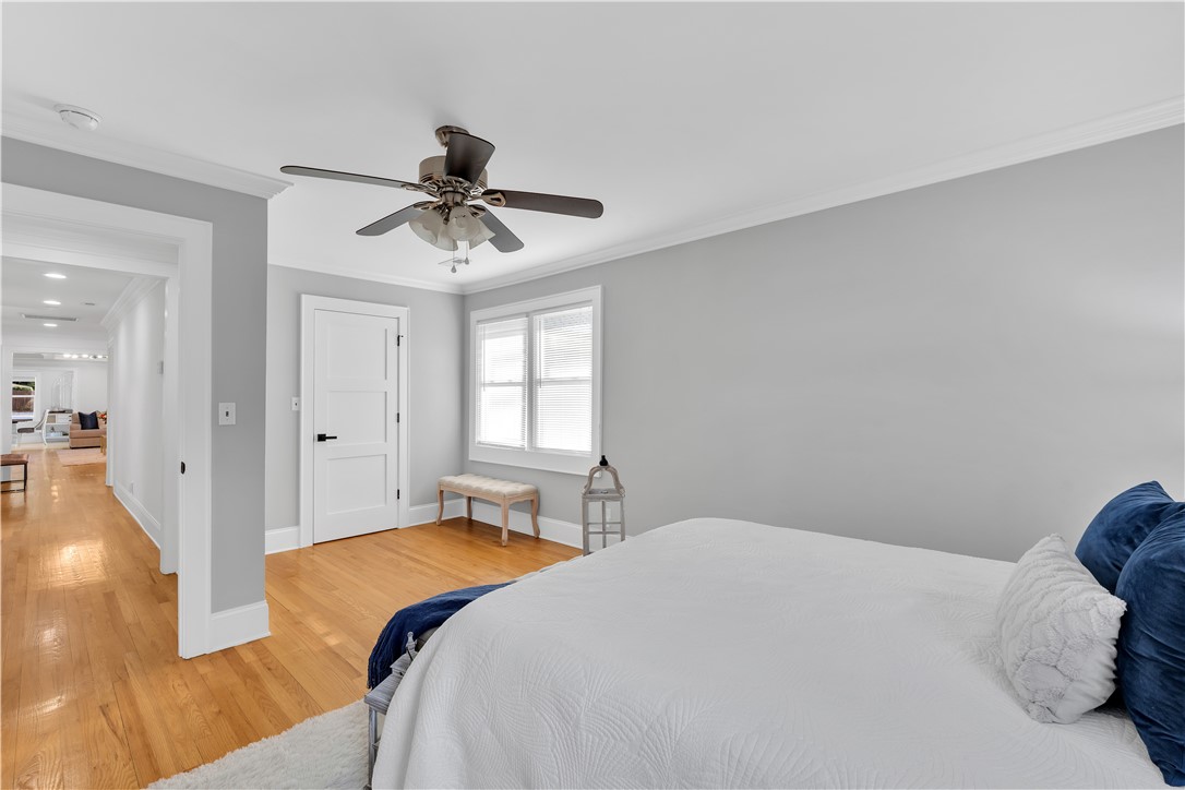 Greenville, South Carolina, 29607, United States, 5 Bedrooms Bedrooms, ,4 BathroomsBathrooms,Residential,For Sale,1947987