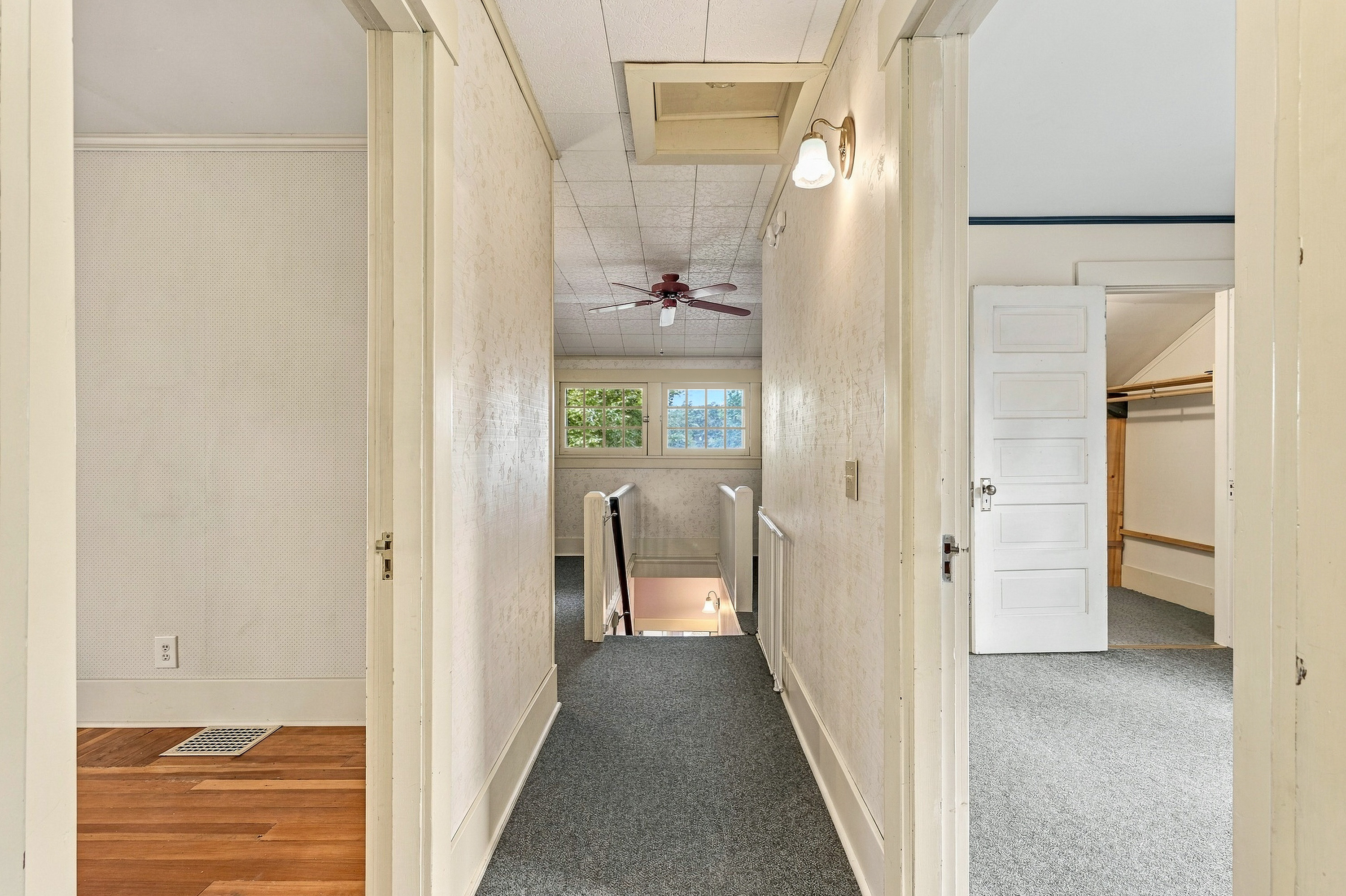  Crawford Home, 1235 Isaacs Ave - 物件實景