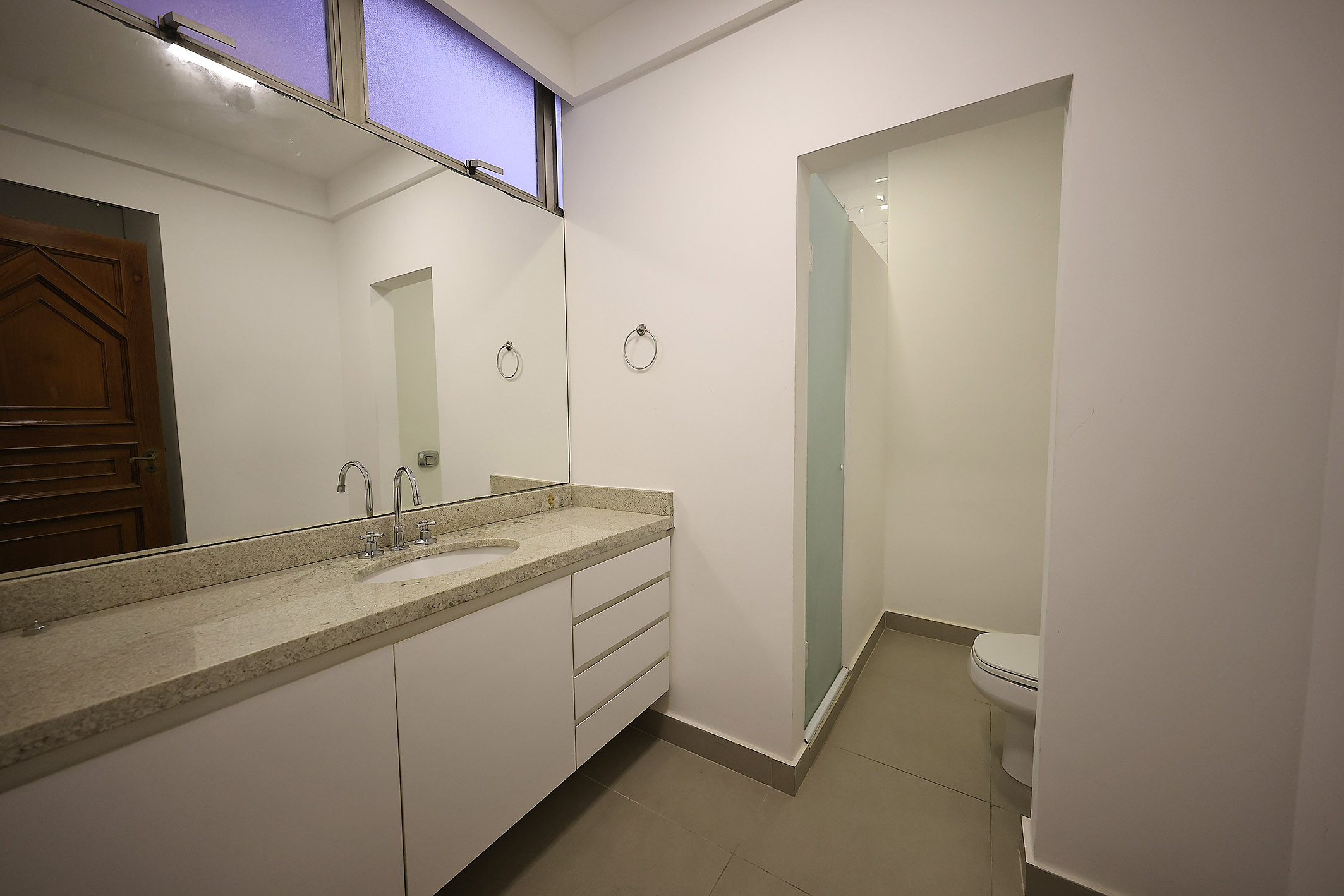  Apartment with direct ocean views in a building with amenities - 物件實景