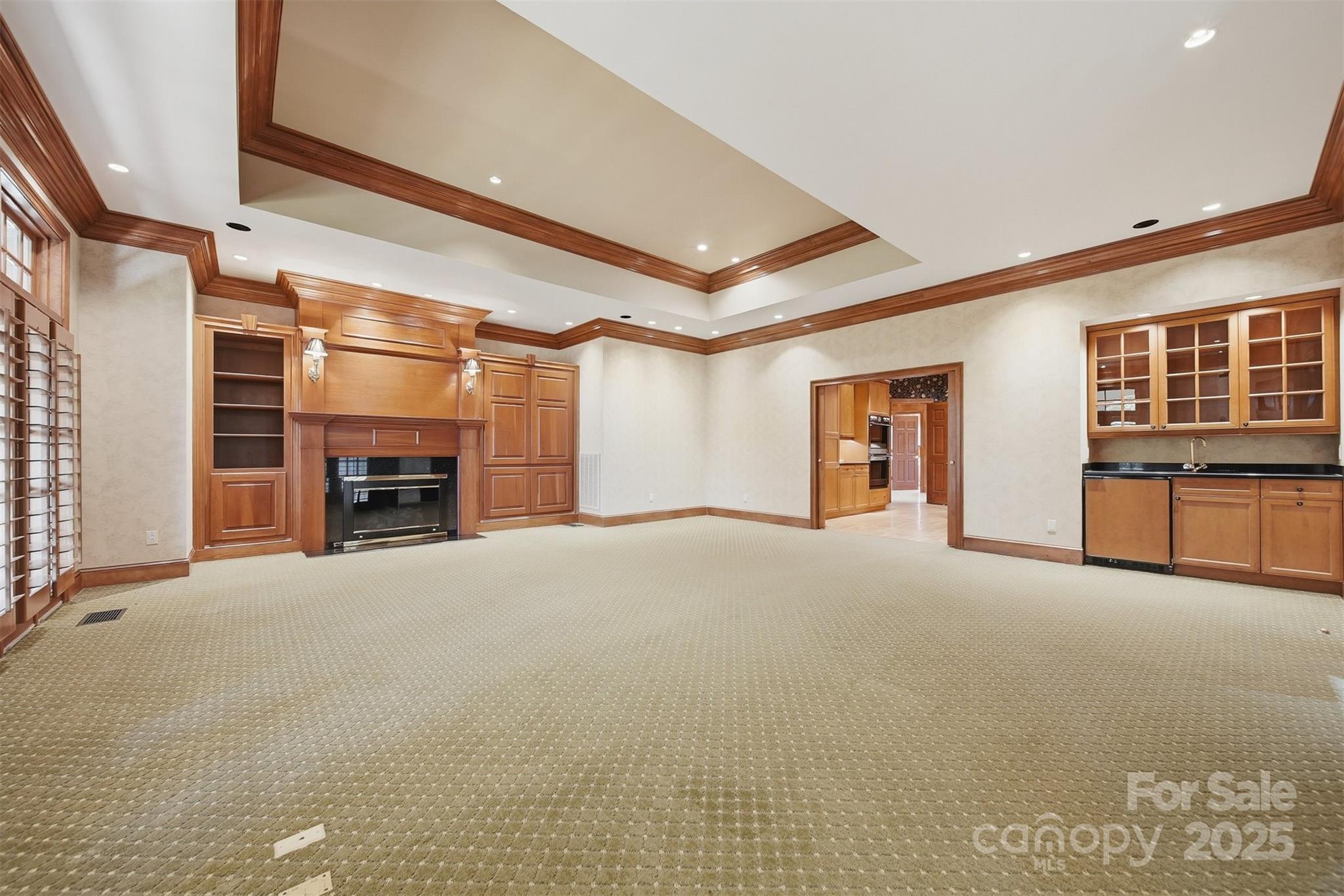 Conover, North Carolina, 28613, United States, 6 Bedrooms Bedrooms, ,7 BathroomsBathrooms,Residential,For Sale,1991981