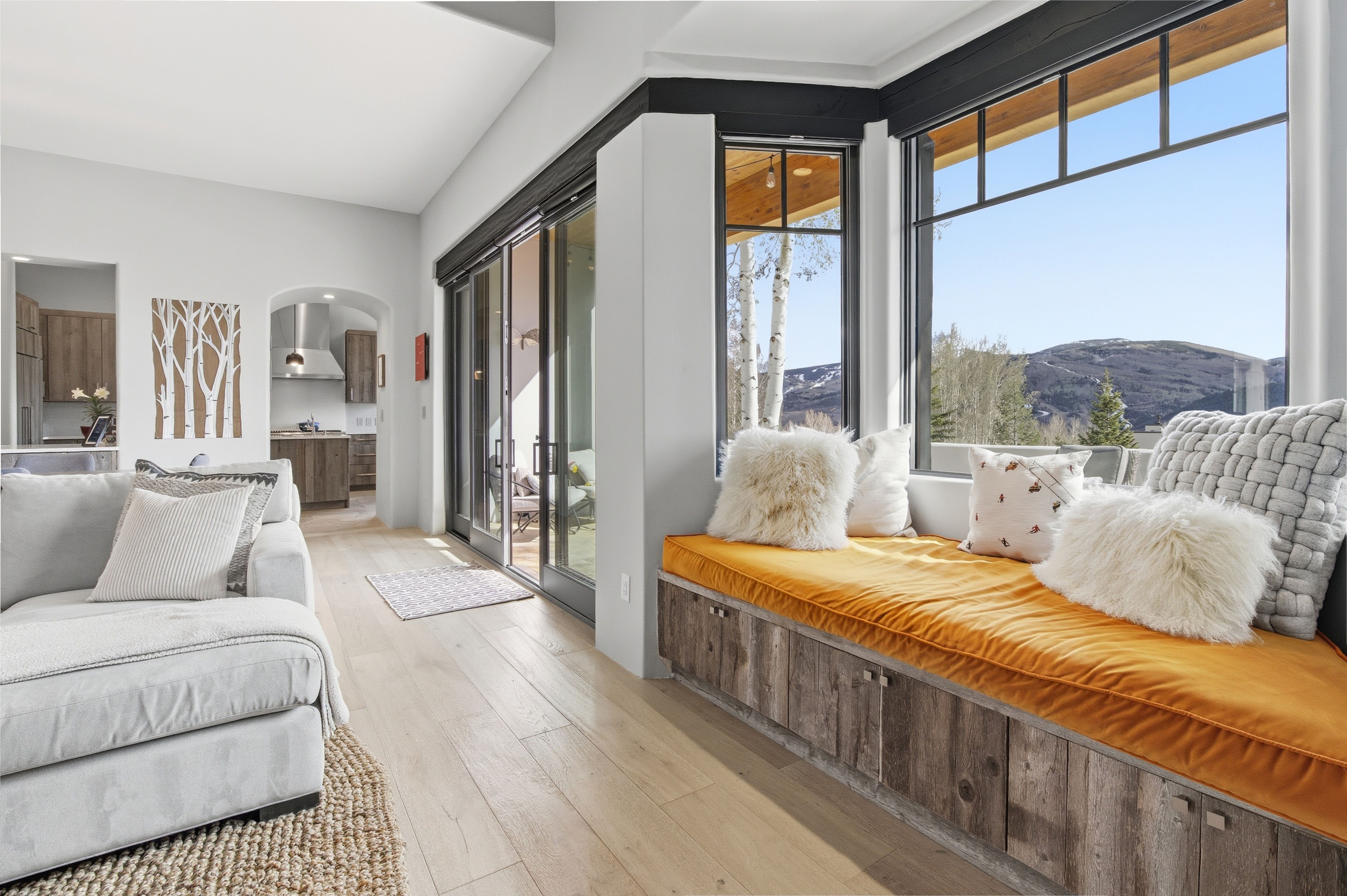  Contemporary Mountain Living - 物件實景