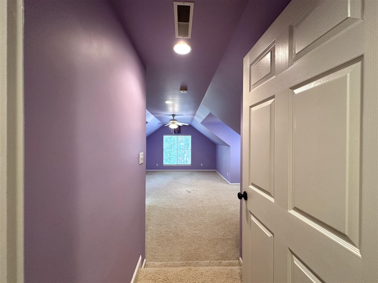 Bowling Green, Kentucky, 42104, United States, 5 Bedrooms Bedrooms, ,3 BathroomsBathrooms,Residential,For Sale,1907465