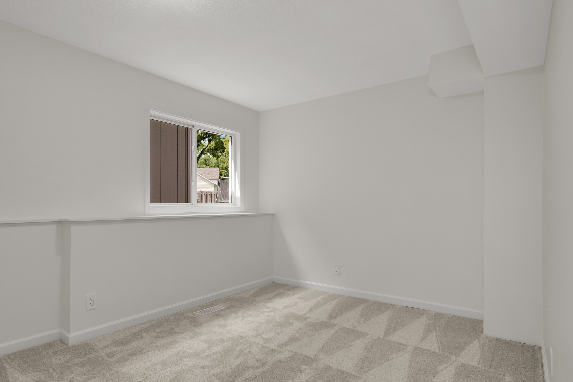  Renovated Beauty in Prime Bloomington - 物件實景
