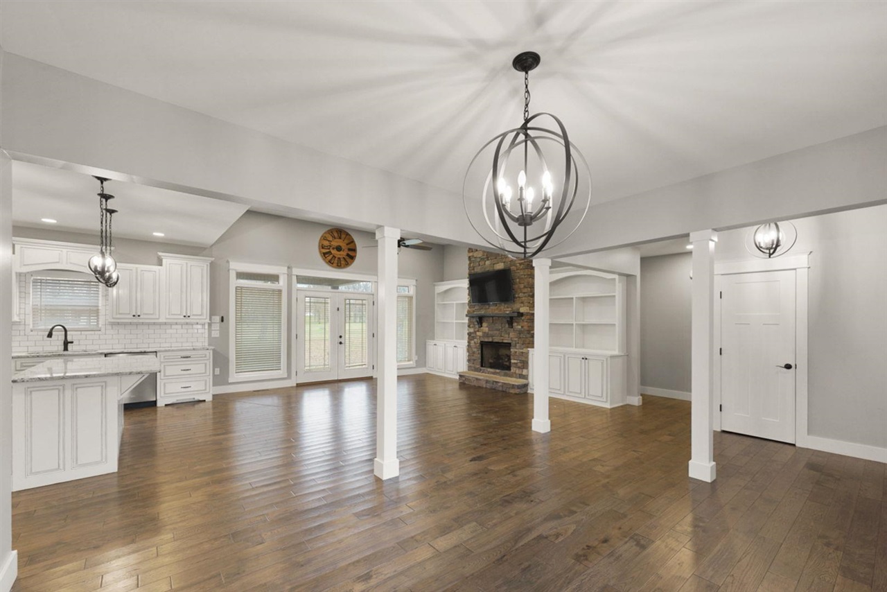 Smiths Grove, Kentucky, 42171, United States, 4 Bedrooms Bedrooms, ,3 BathroomsBathrooms,Residential,For Sale,1901805