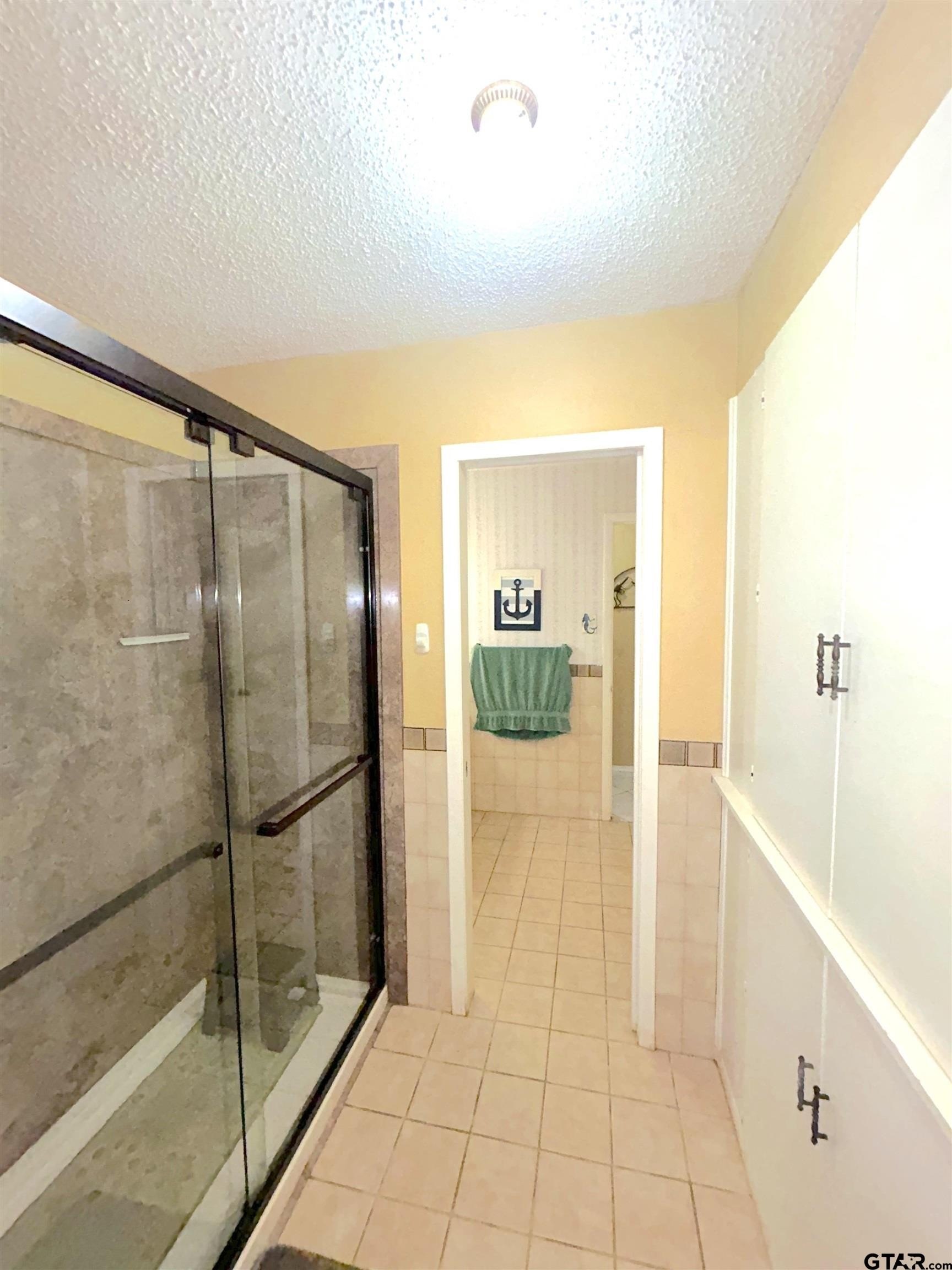 Frankston, Texas, 75763, United States, 3 Bedrooms Bedrooms, ,2 BathroomsBathrooms,Residential,For Sale,1924553