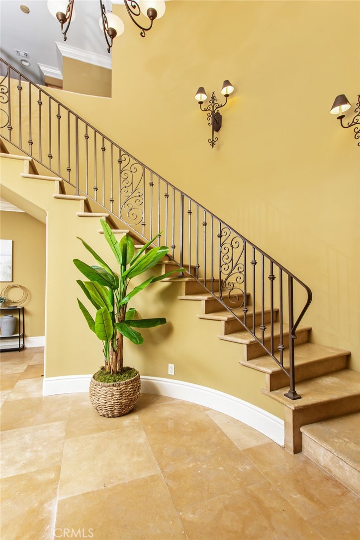 San Diego, California, 92107, United States, 6 Bedrooms Bedrooms, ,5 BathroomsBathrooms,Residential,For Sale,1843009