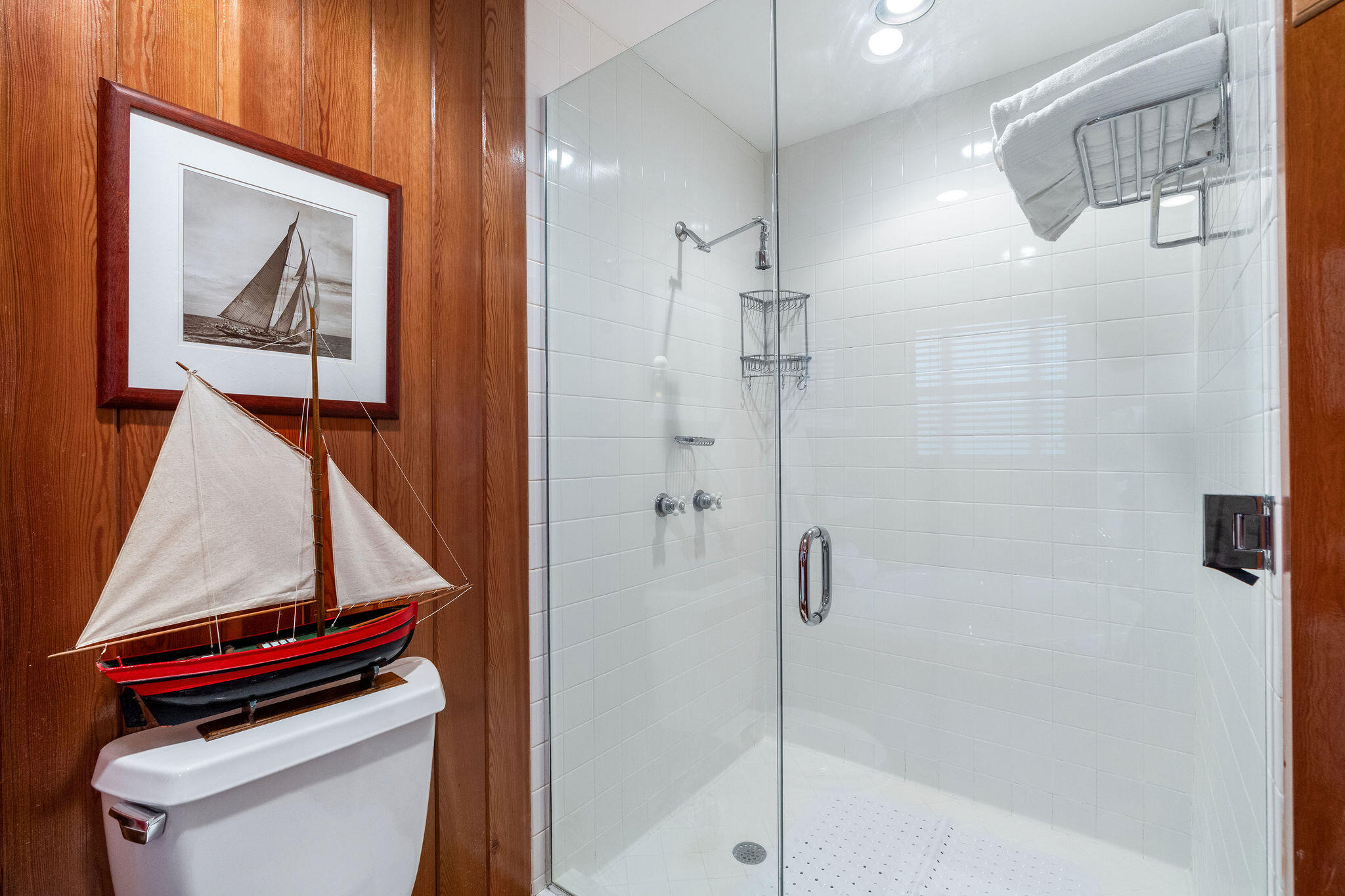 Islamorada, Florida, 33036, United States, 5 Bedrooms Bedrooms, ,3 BathroomsBathrooms,Residential,For Sale,1998109