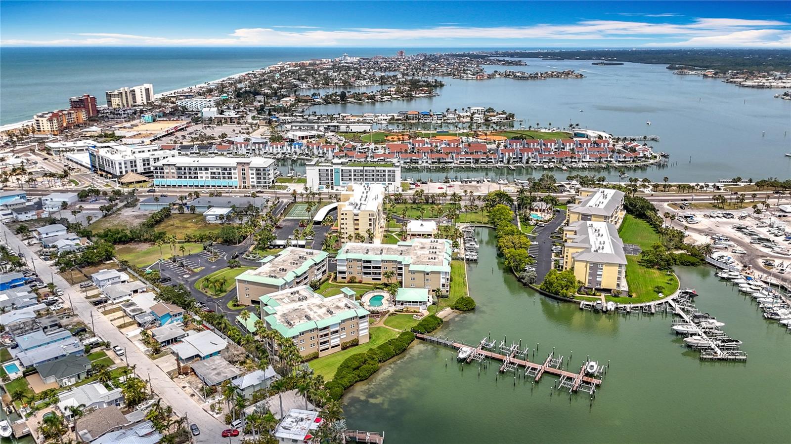 Madeira Beach, Florida, 33708, United States, 2 Bedrooms Bedrooms, ,2 BathroomsBathrooms,Residential,For Sale,1981210