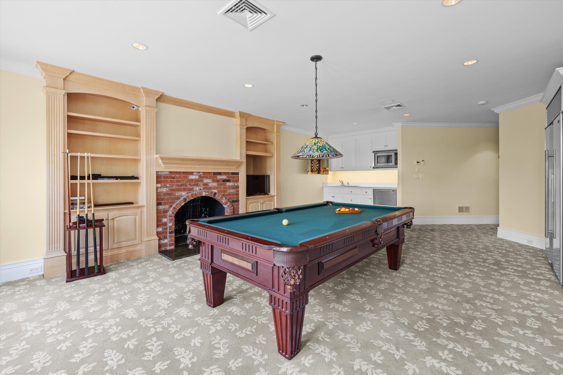  10 Andrea Drive, Hopkinton, MA, 01748 - 物件實景