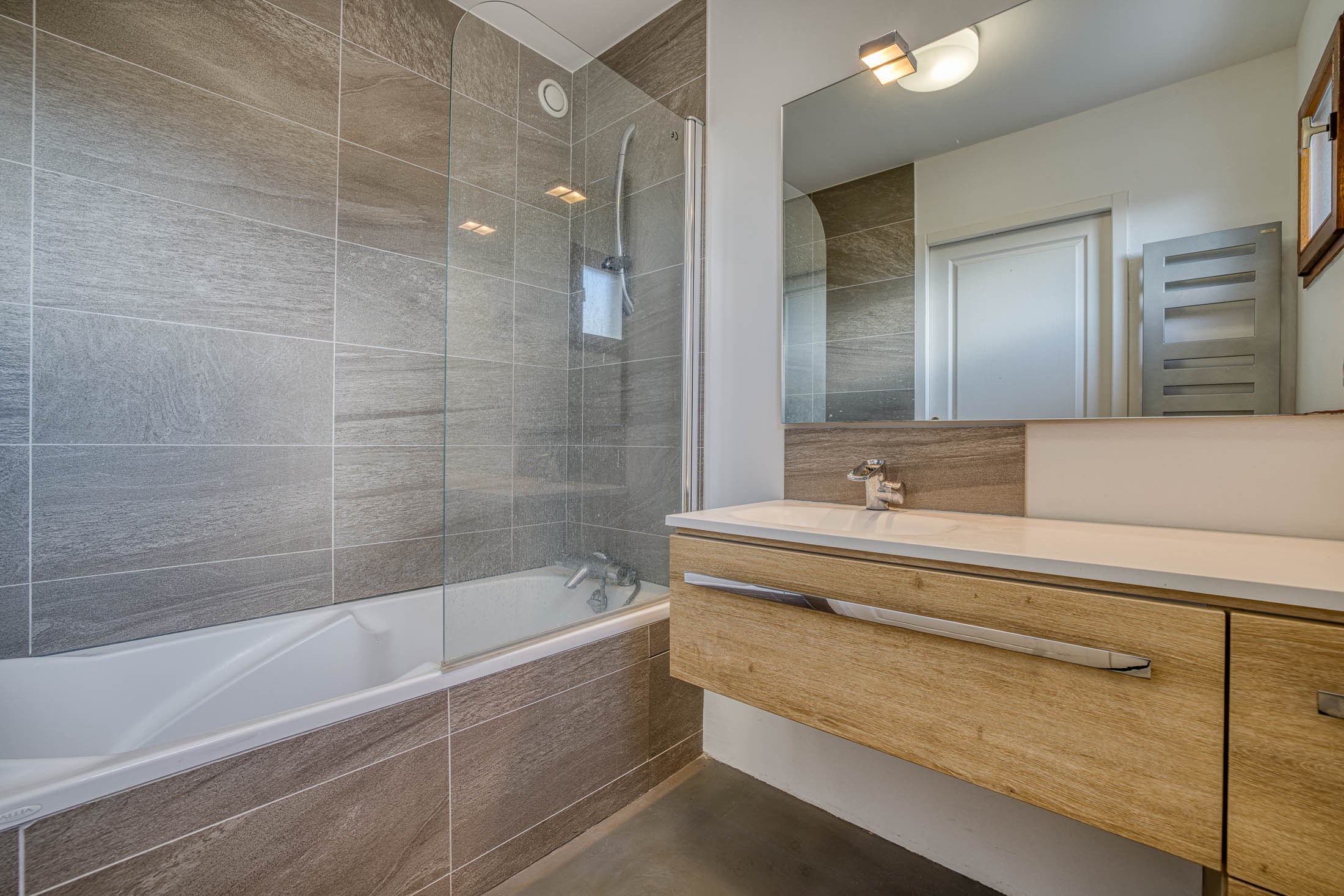 Top-floor apartment just steps from the lake – Absolute tranquillity and south-… - 物件實景