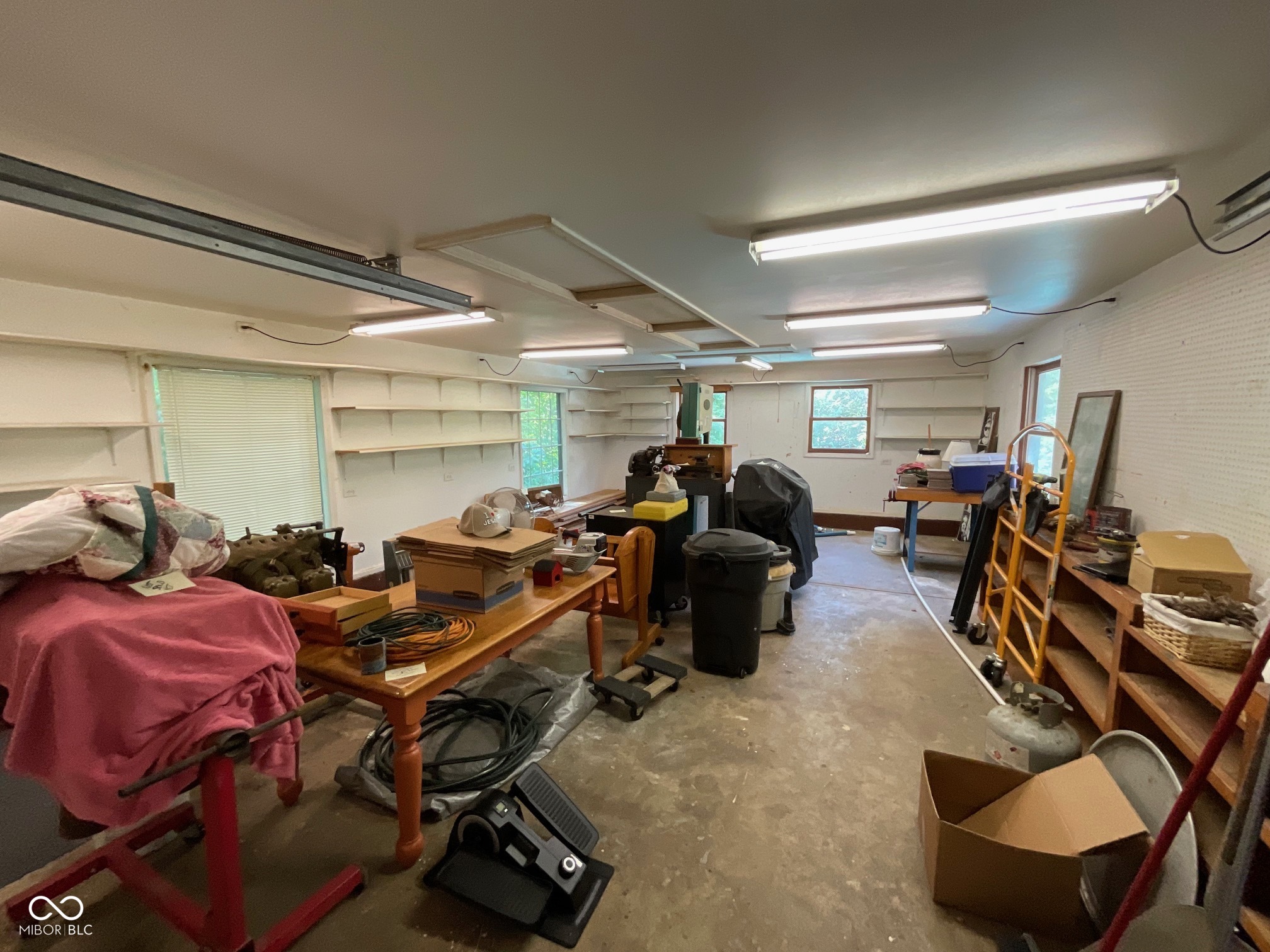 Rockville, Indiana, 47872, United States, 4 Bedrooms Bedrooms, ,2 BathroomsBathrooms,Residential,For Sale,1981136