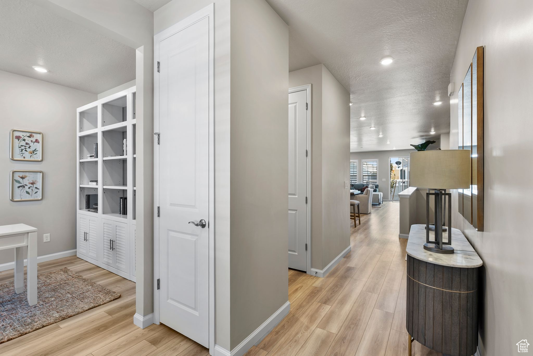 South Jordan, Utah, 84009, United States, 2 Bedrooms Bedrooms, ,3 BathroomsBathrooms,Residential,For Sale,1903673