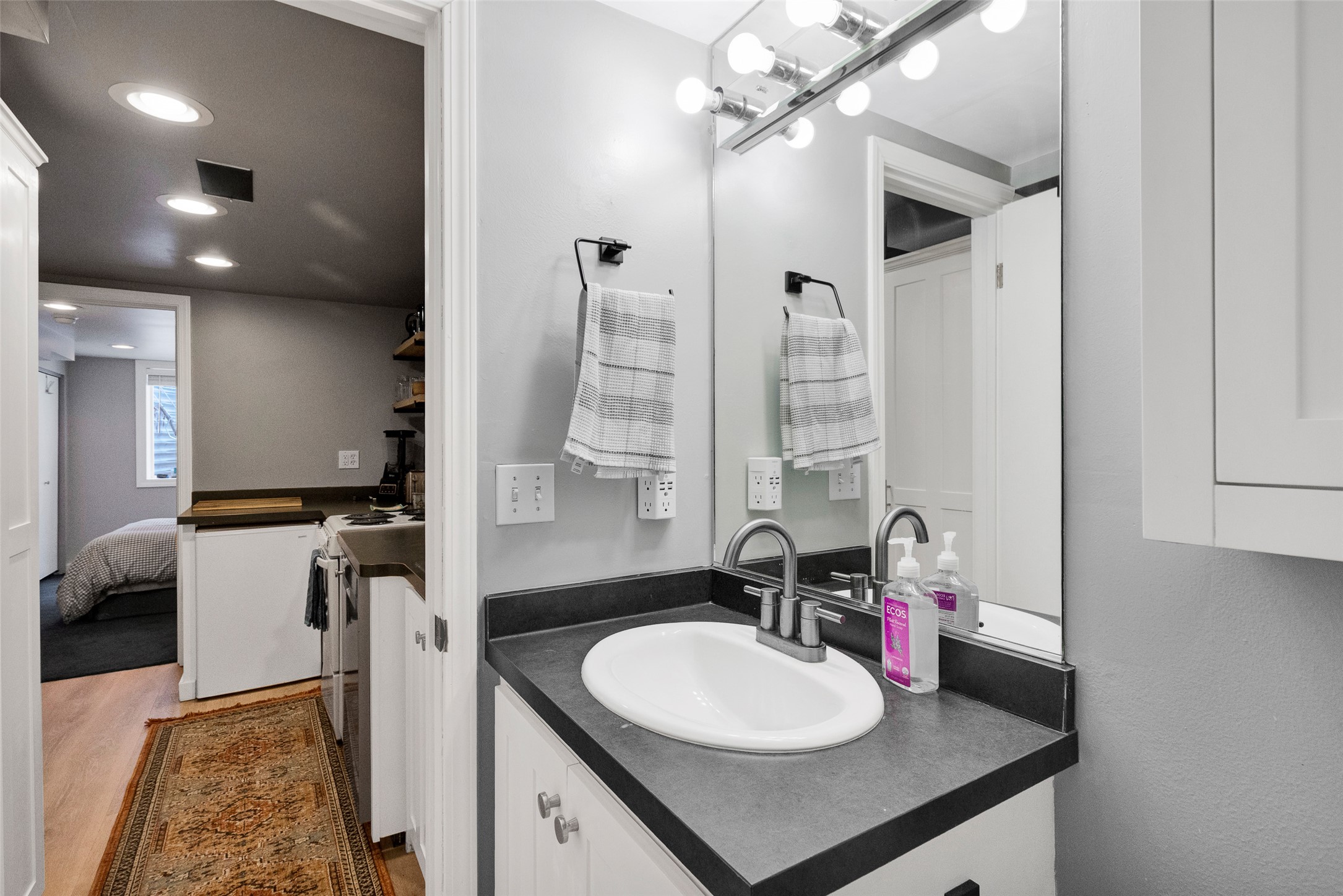  1612 Bel-Air Place - 物件實景