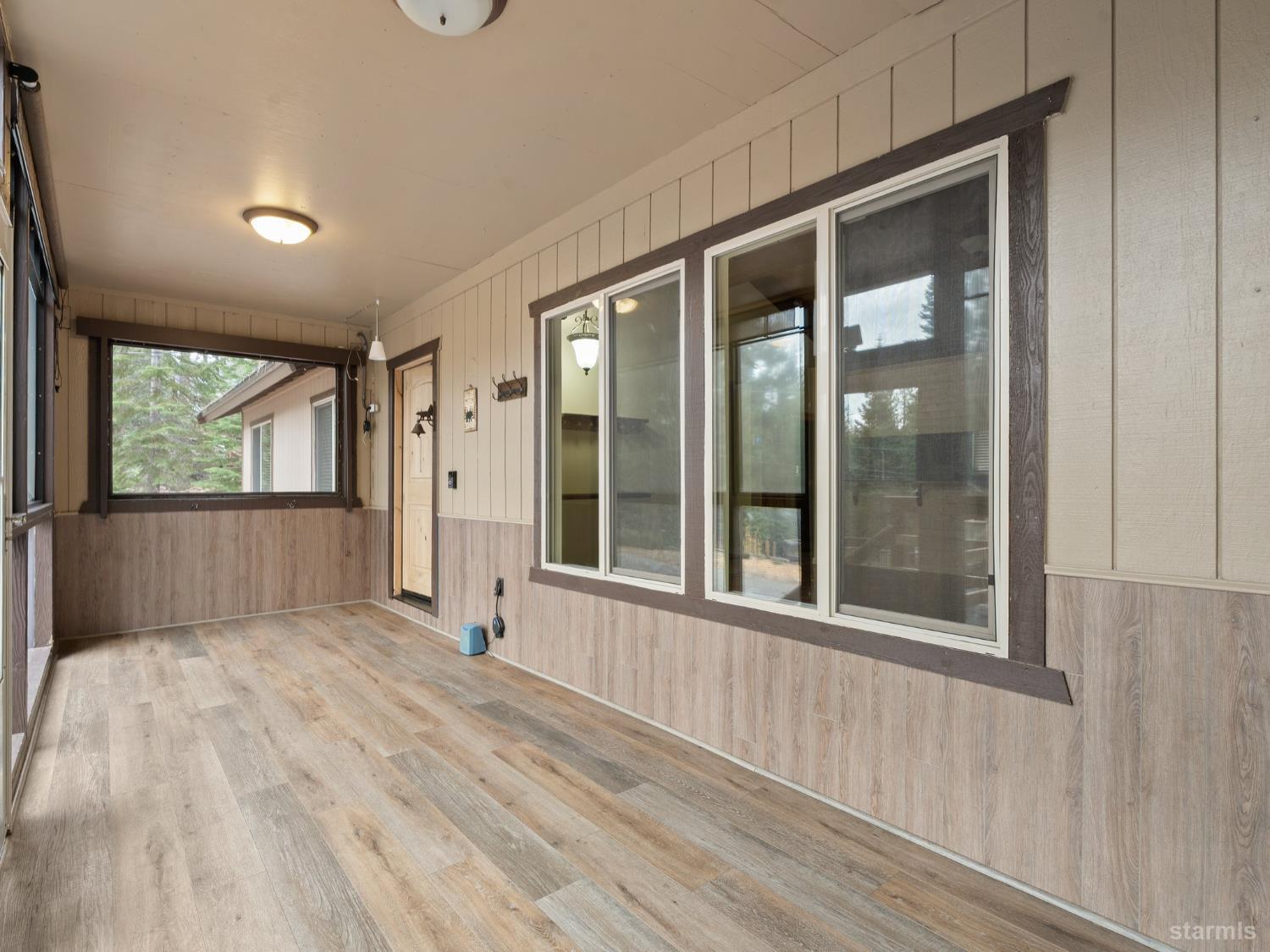 South Lake Tahoe, California, 96150, United States, 3 Bedrooms Bedrooms, ,2 BathroomsBathrooms,Residential,For Sale,1969986