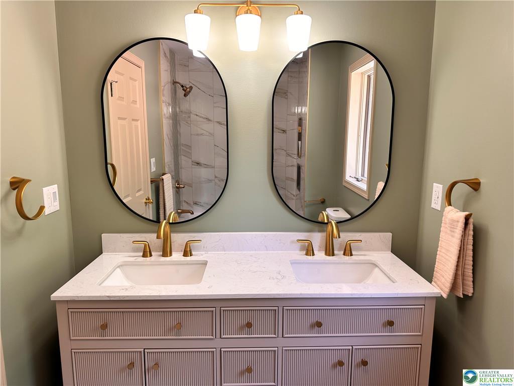 Washington Twp, Pennsylvania, 18080, United States, 3 Bedrooms Bedrooms, ,3 BathroomsBathrooms,Residential,For Sale,1984610