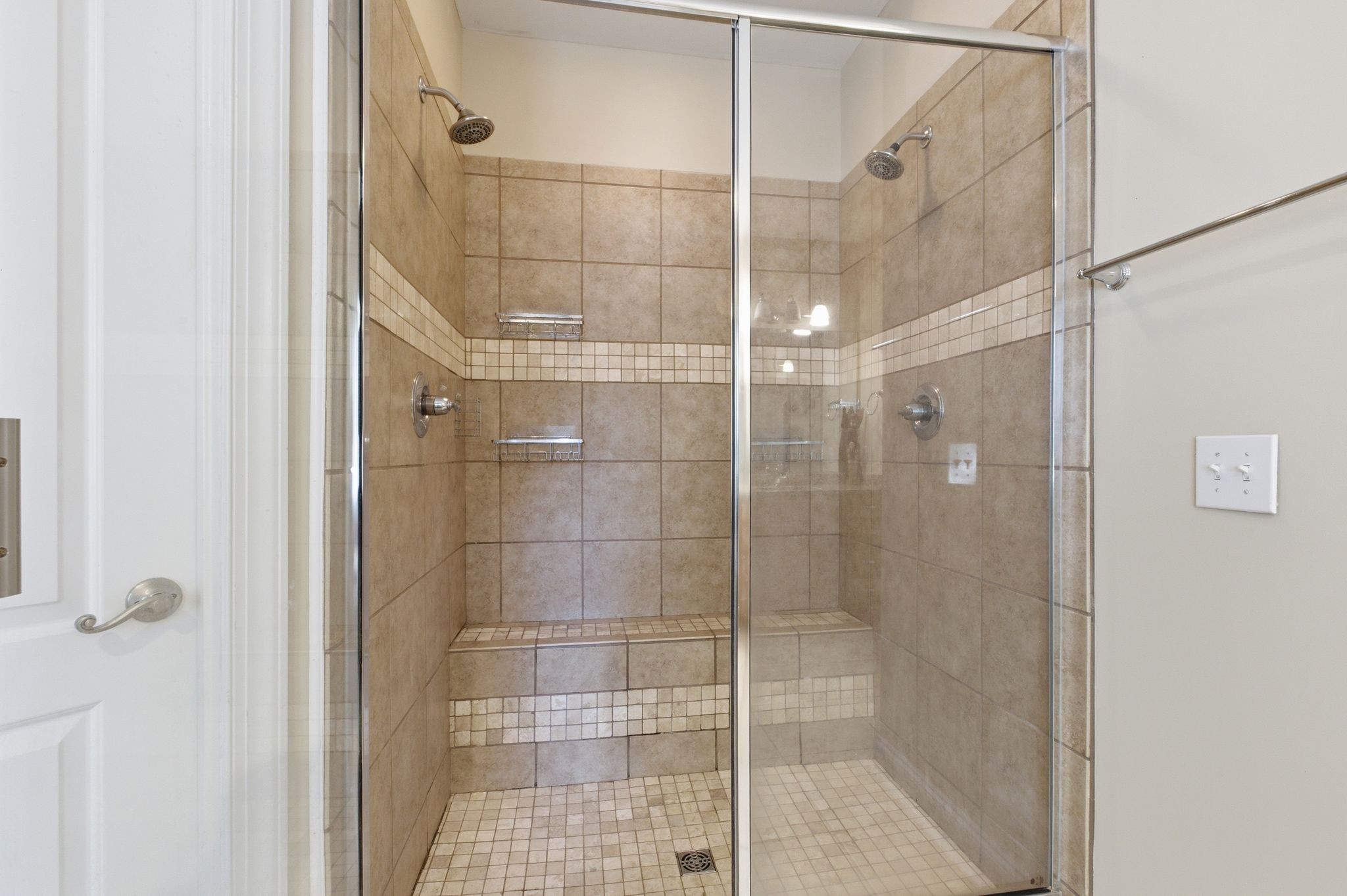  1823 Se Broad St, Murfreesboro, TN, 37130 - 物件實景