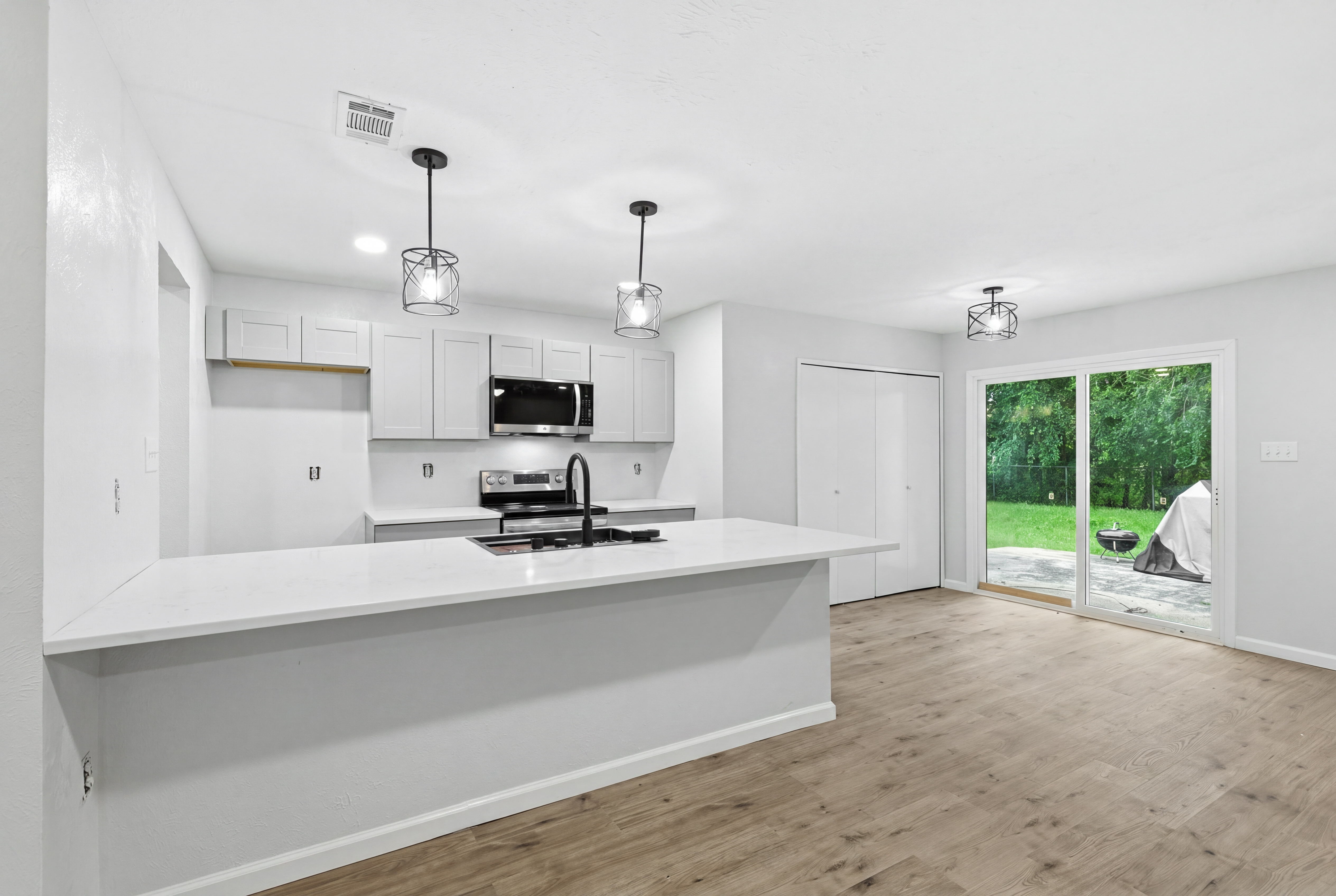  Fully Remodeled Turn-Key, Don