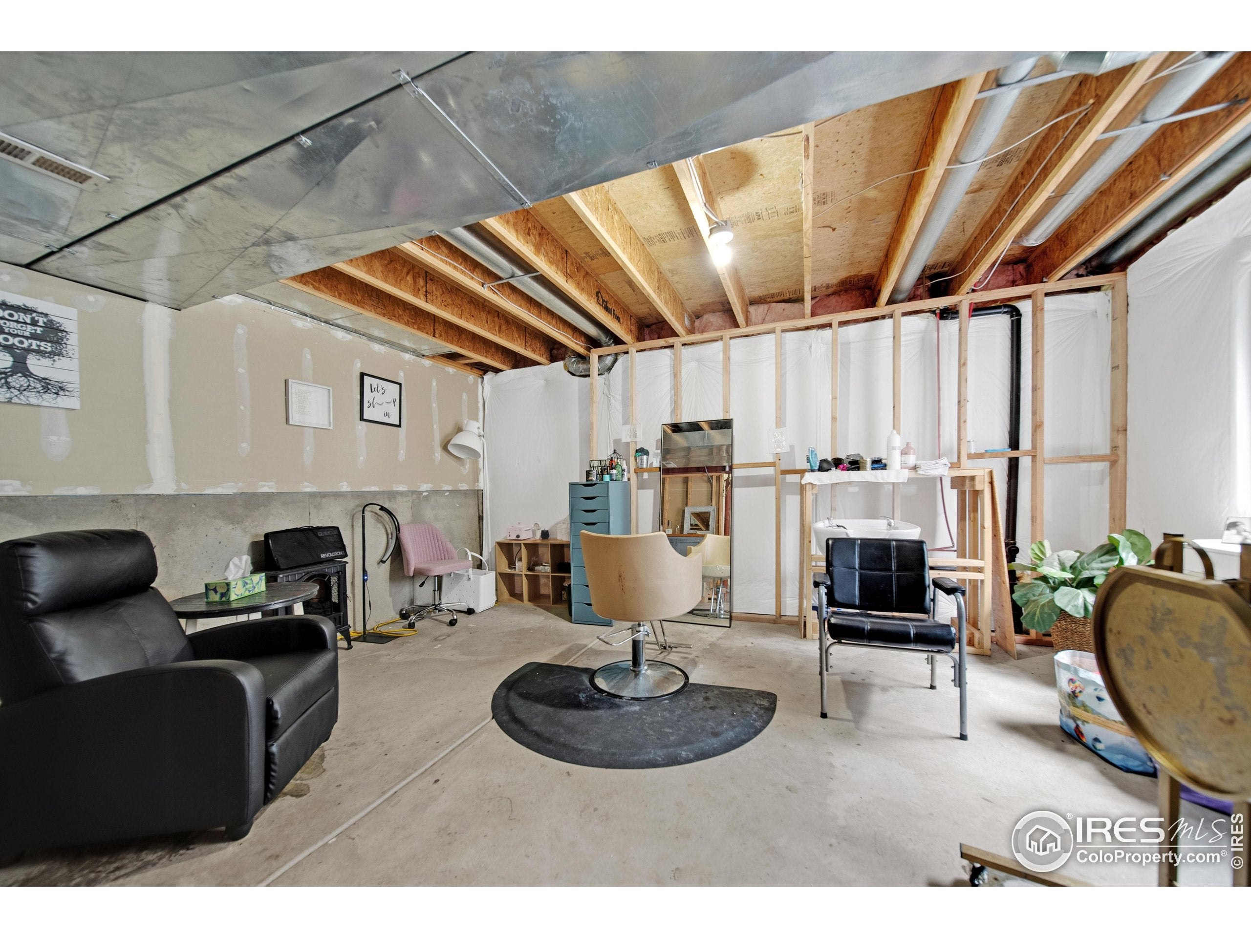Brighton, Colorado, 80601, United States, 5 Bedrooms Bedrooms, ,2 BathroomsBathrooms,Residential,For Sale,1924062