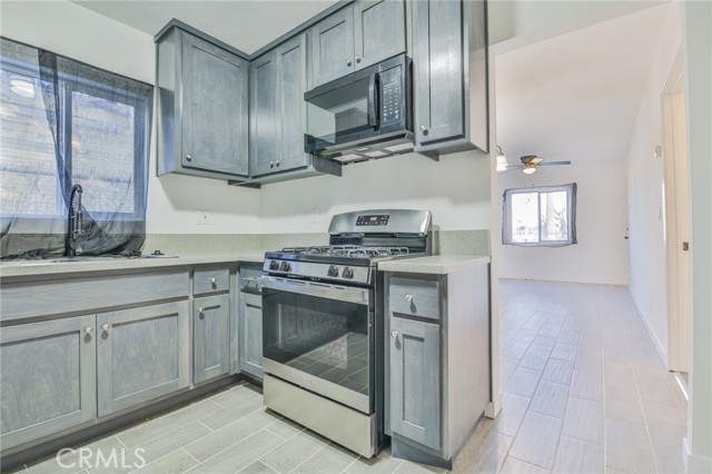 Los Angeles, California, 90059, United States, 2 Bedrooms Bedrooms, ,1 BathroomBathrooms,Residential,For Sale,2008136