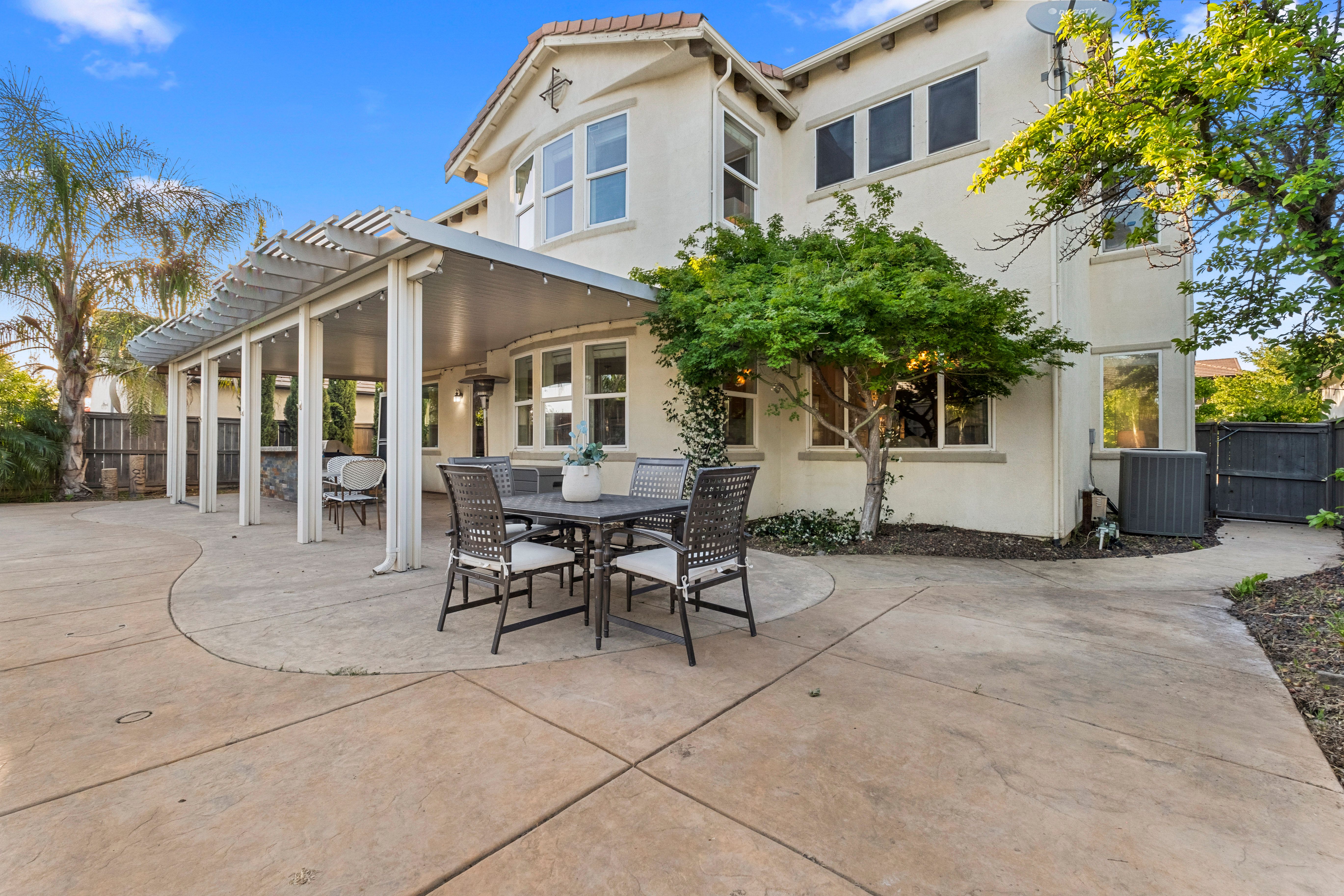  2564 Summerland Way, Roseville, CA 95747 - 物件實景