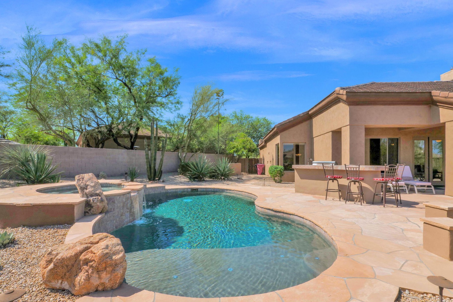  7180 E Thirsty Cactus Lane  Scottsdale, AZ - 物件實景