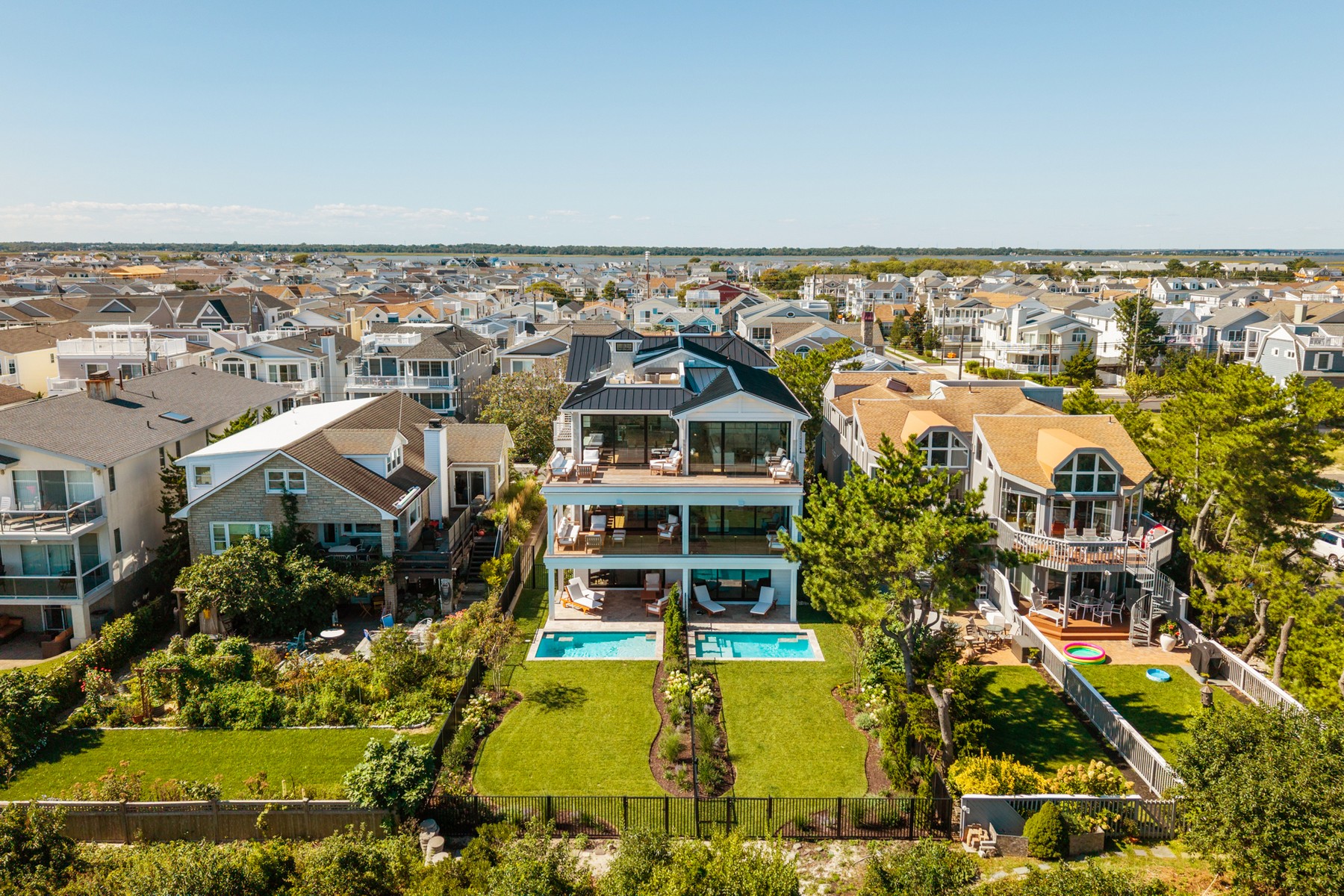  2904 Wesley Avenue Unit 1 - 物件實景