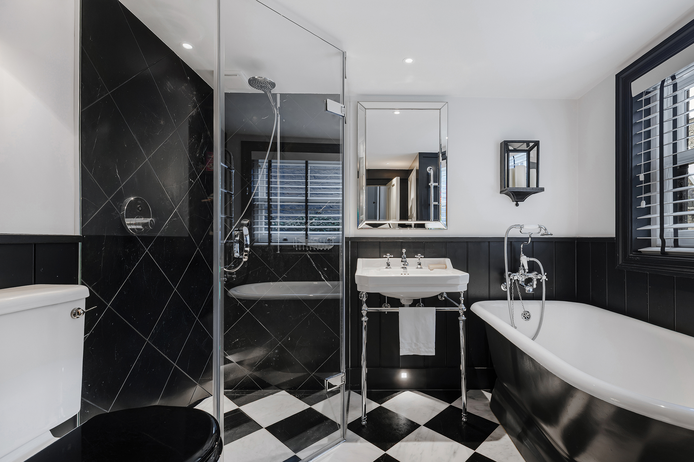  Beautifully refurbished four-bedroom home in the heart of London - 物件實景