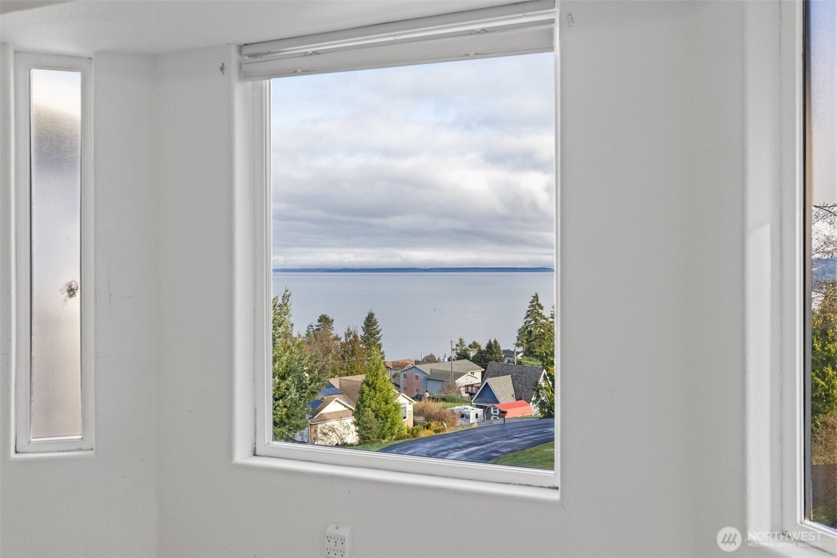 Sequim, Washington, 98382, United States, 3 Bedrooms Bedrooms, ,2 BathroomsBathrooms,Residential,For Sale,2010720