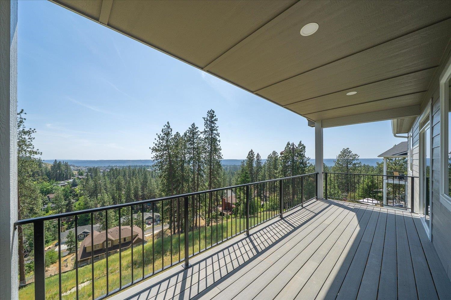 Spokane, Washington, 99208, United States, 4 Bedrooms Bedrooms, ,3 BathroomsBathrooms,Residential,For Sale,1940467