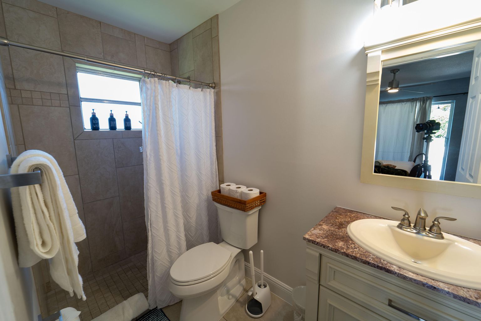 Lake Worth, Florida, 33461, United States, 3 Bedrooms Bedrooms, ,3 BathroomsBathrooms,Residential,For Sale,1872110