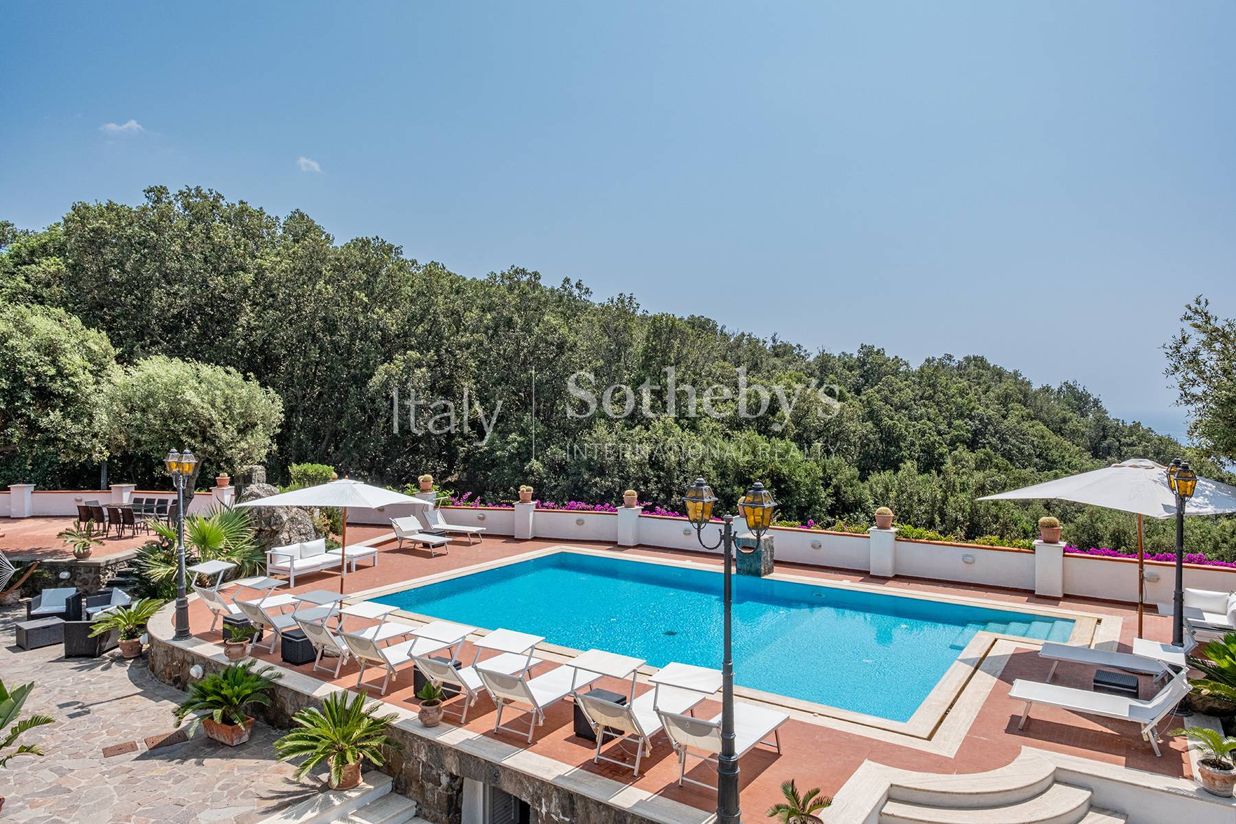  Charming seafront villa in Punta Caruso - 物件實景