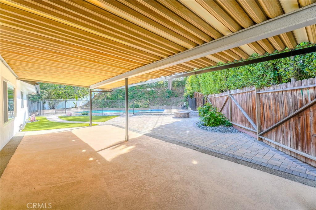 Woodland Hills, California, 91367, United States, 4 Bedrooms Bedrooms, ,3 BathroomsBathrooms,Residential,For Sale,1987508