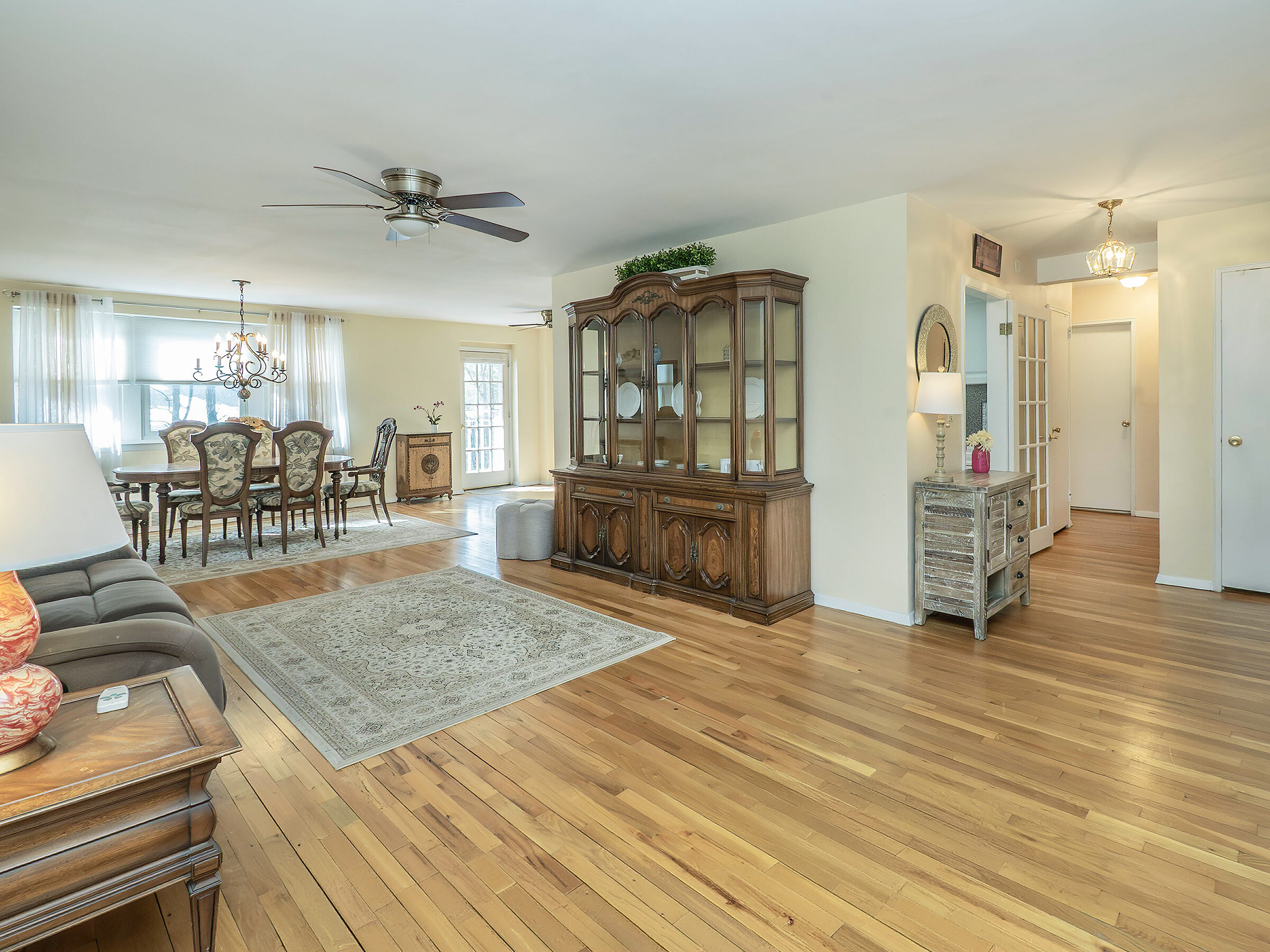  32 Pearsall, Glen Cove, NY, 11542 - 物件實景
