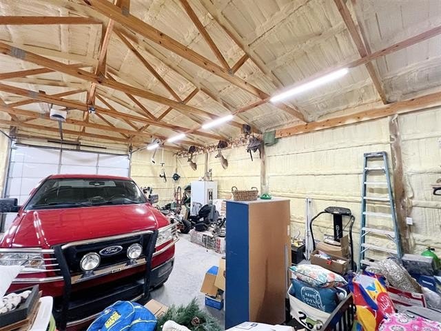 Tahlequah, Oklahoma, 74464, United States, 6 Bedrooms Bedrooms, ,4 BathroomsBathrooms,Residential,For Sale,1982576