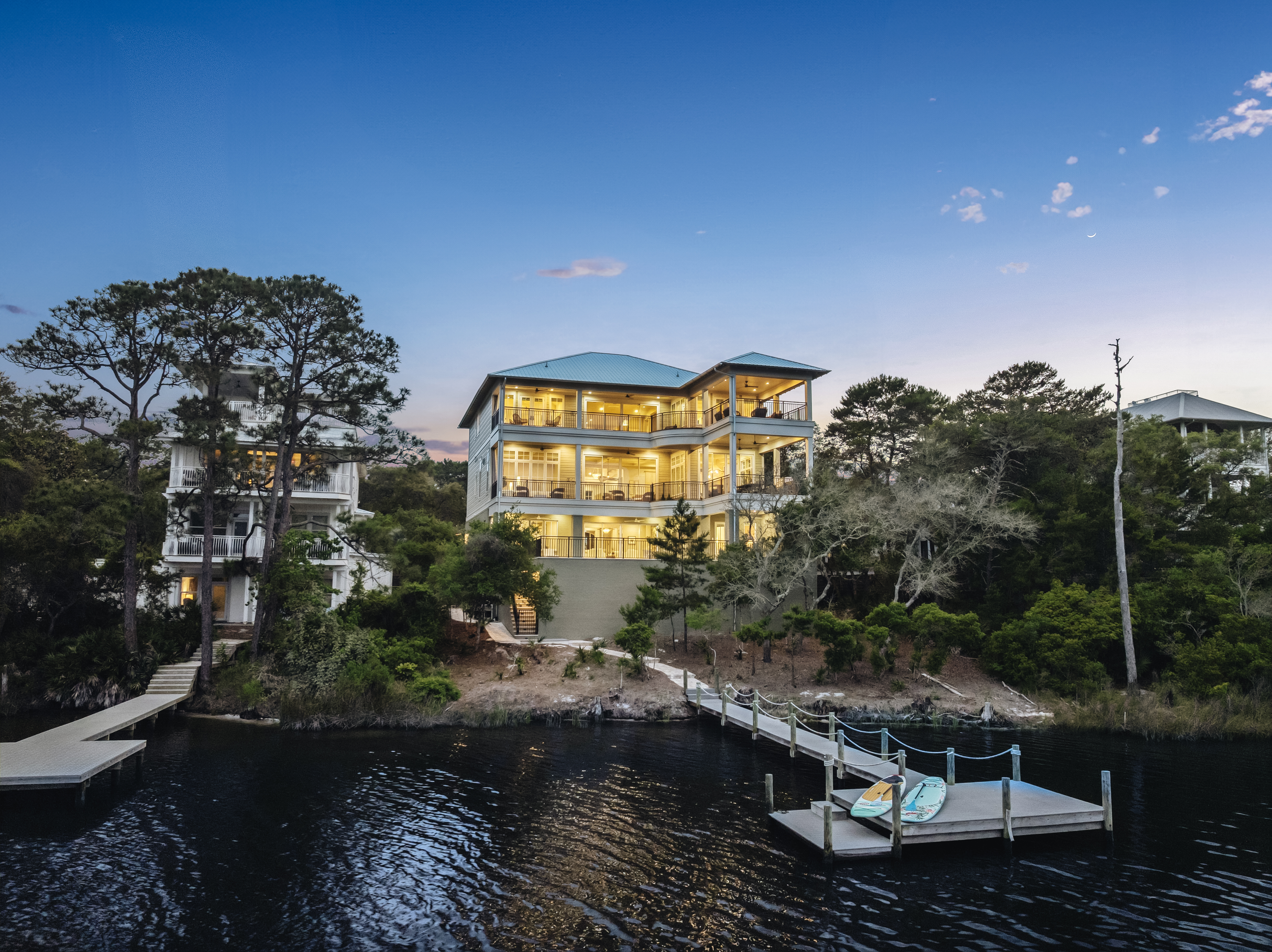  Waterfront Estate With New Dock On Big Redfish Lake - 物件實景