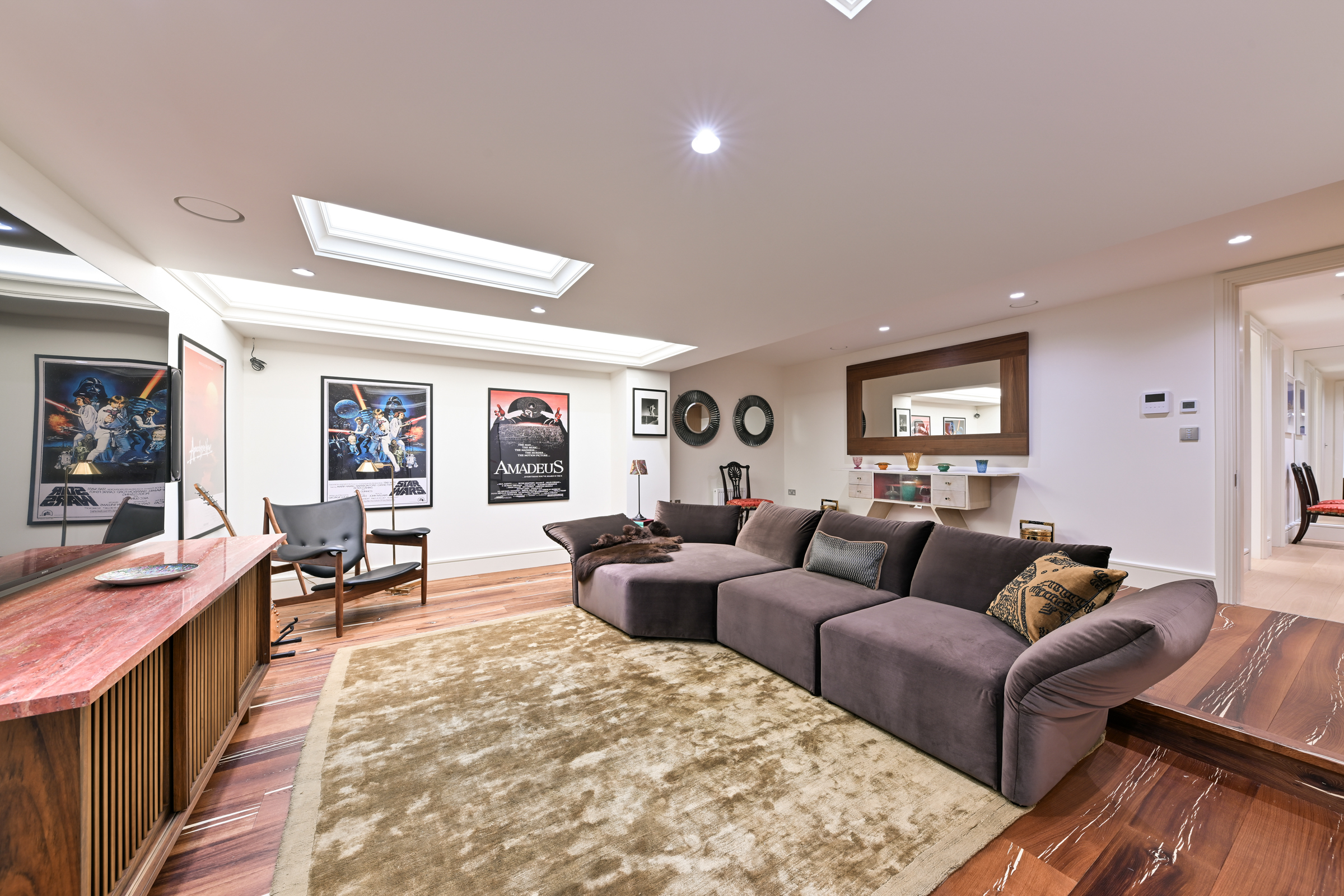  Beautiful family house overlooking Queen’s Elm Square - 物件實景